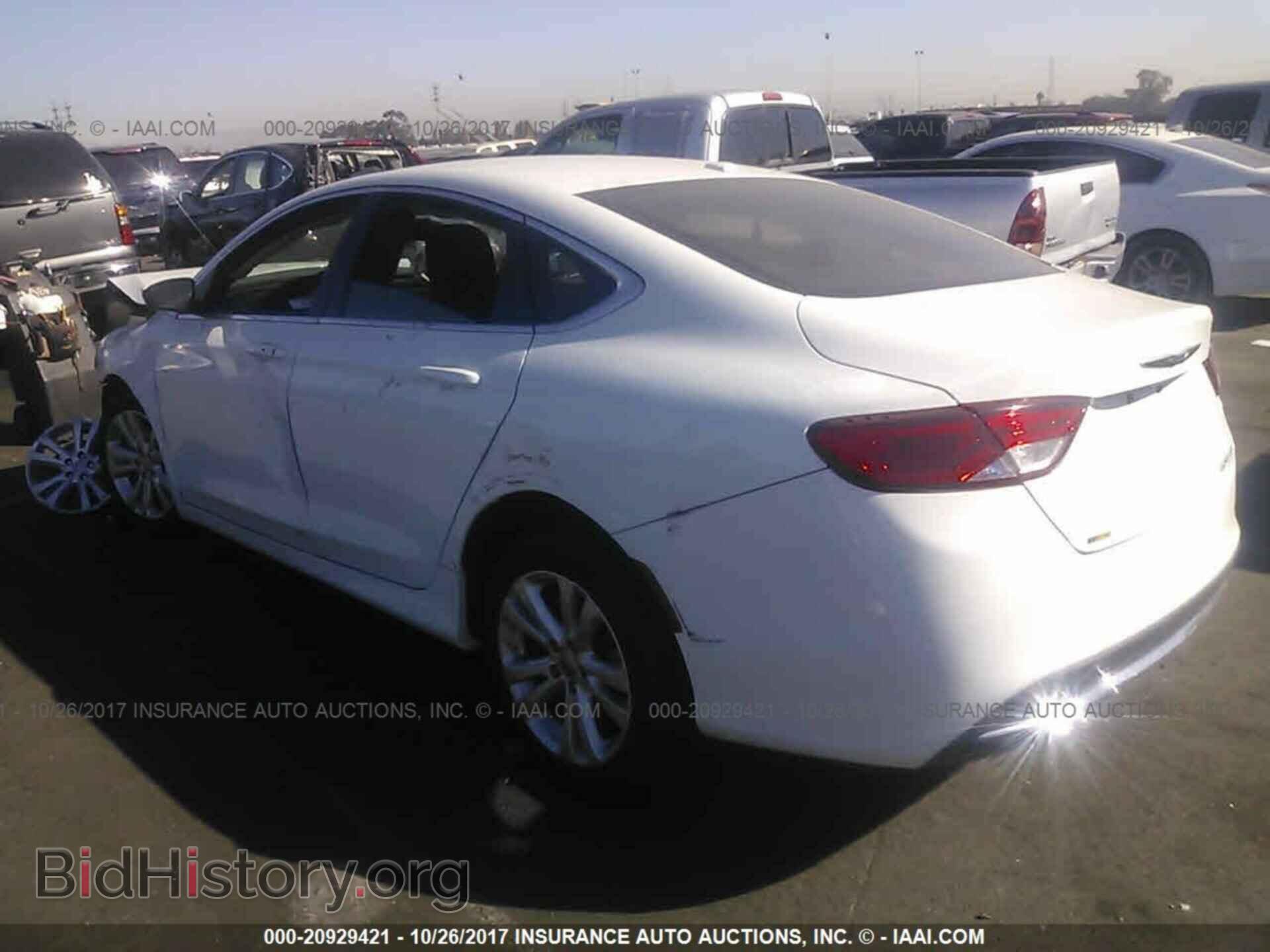 2015 Chrysler 200 - VIN: 1C3CCCAB2FN723547 - Фото 3