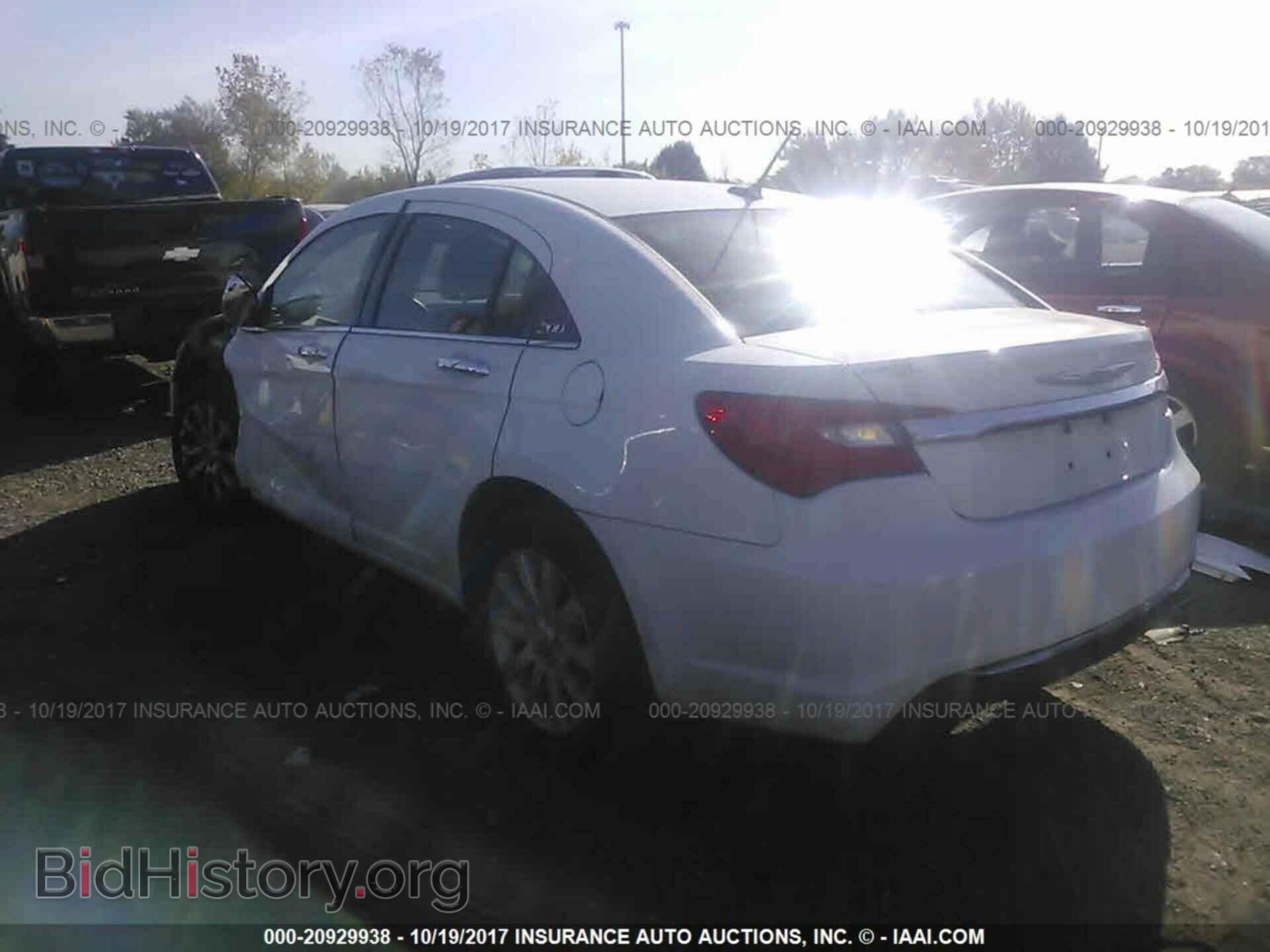 2013 Chrysler 200 - VIN: 1C3CCBCG0DN509396 - Фото 3