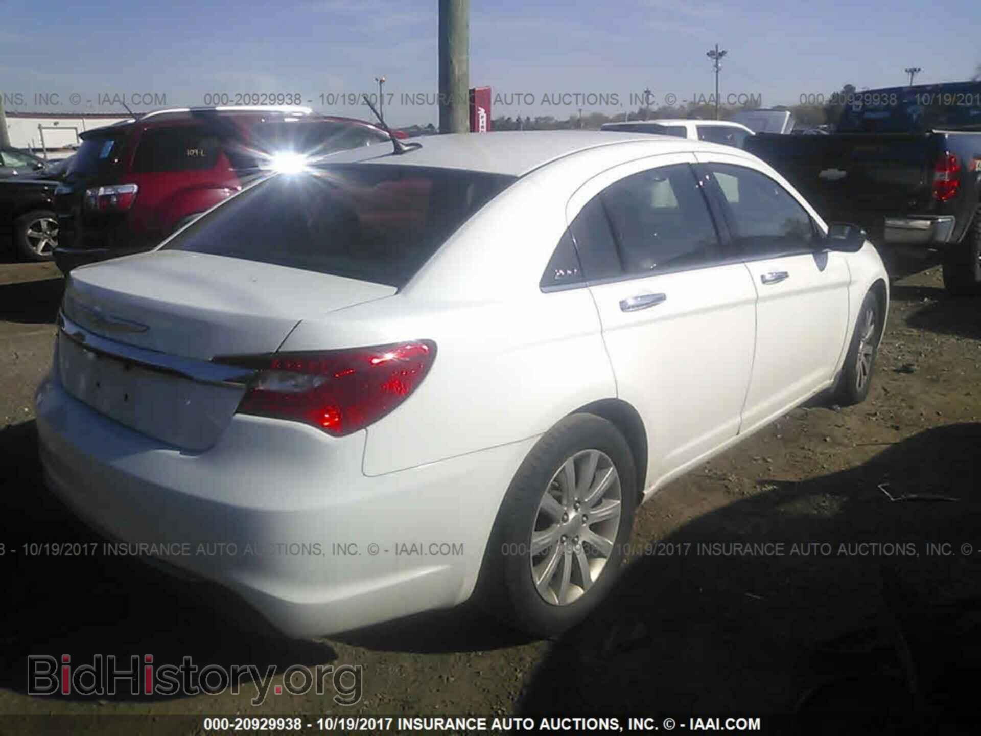 2013 Chrysler 200 - VIN: 1C3CCBCG0DN509396 - Фото 4