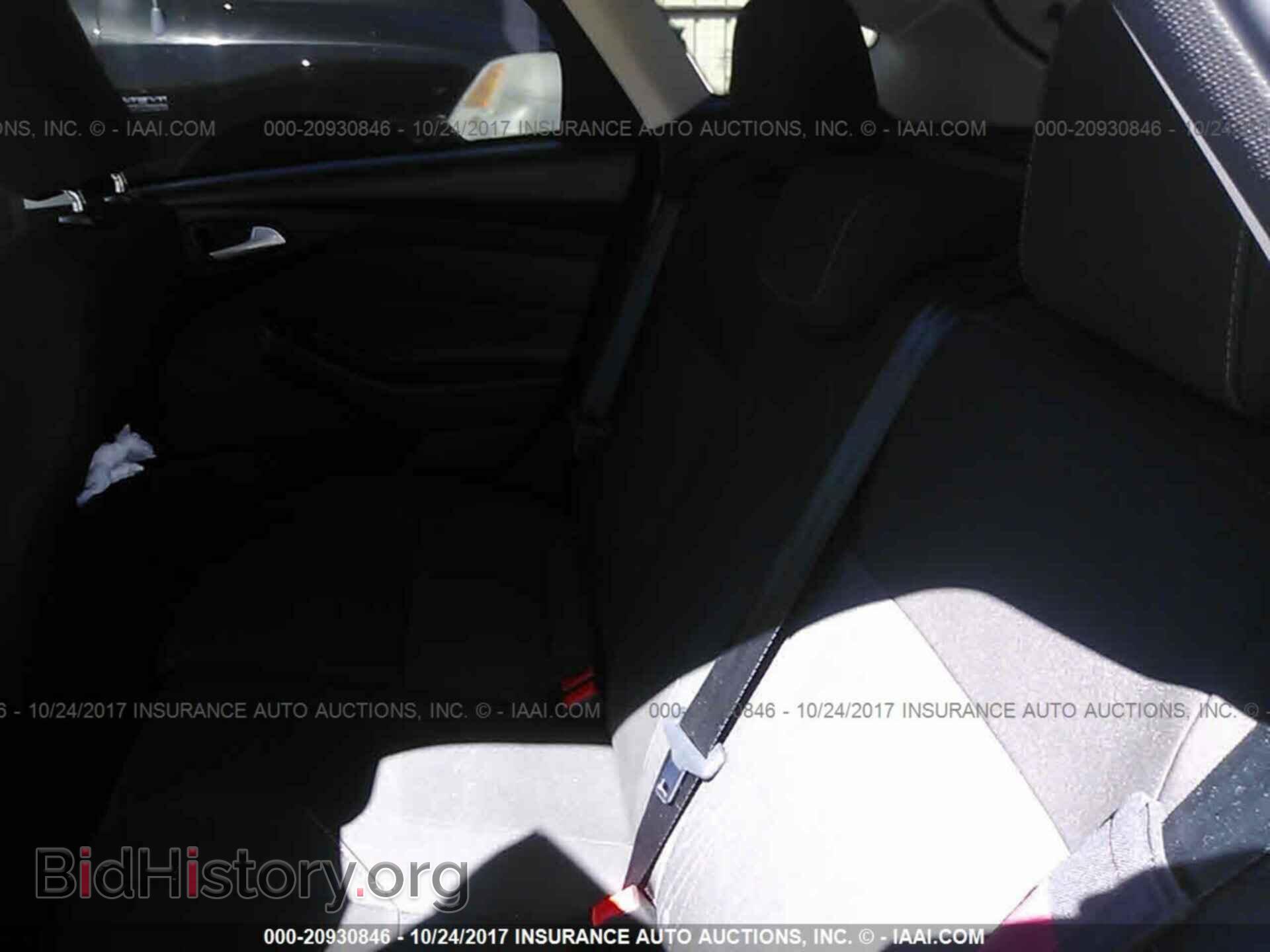 2016 Ford Focus - VIN: 1FADP3K29GL360654 - Фото 8