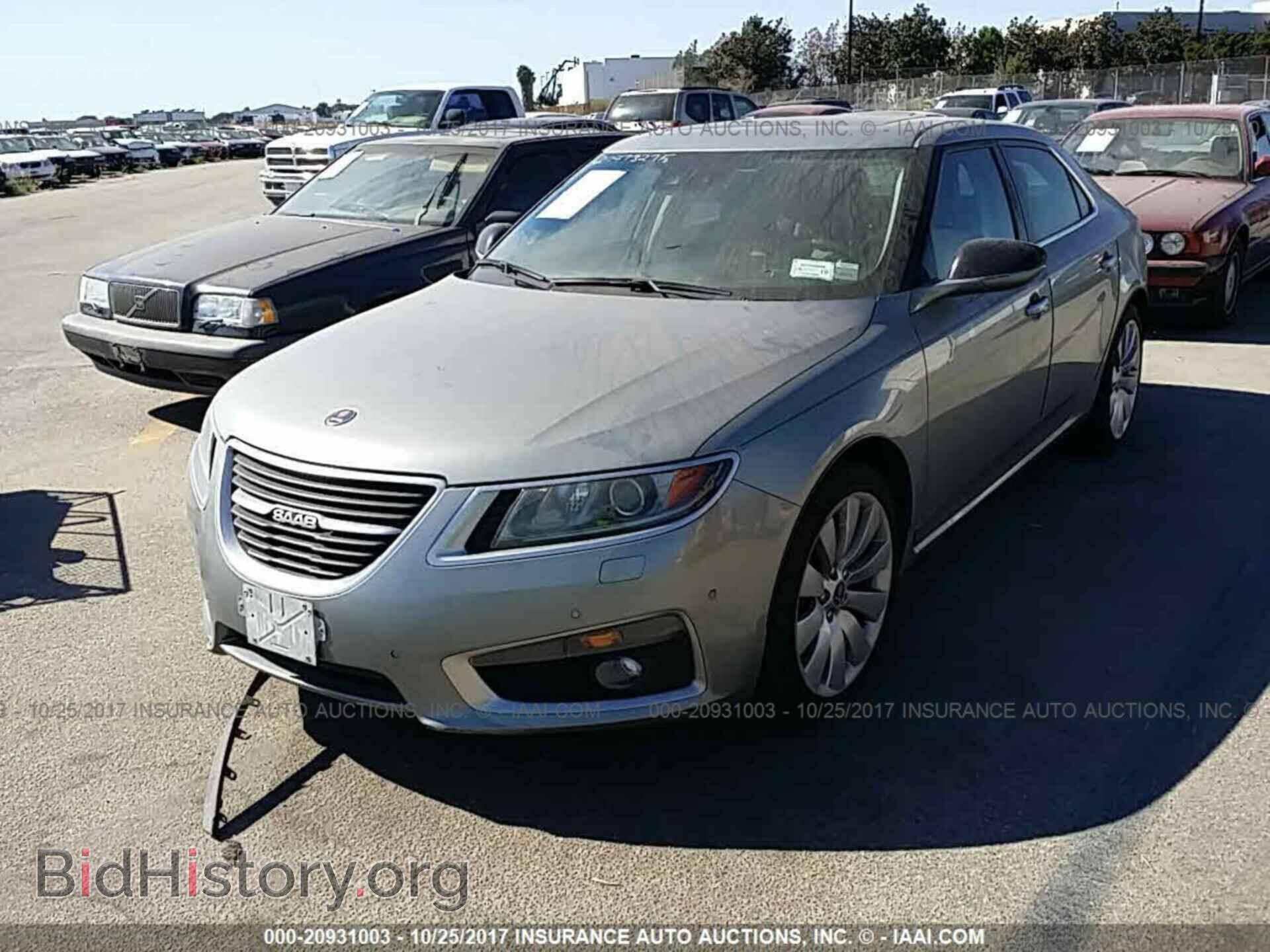 2011 Saab 9-5 - VIN: YS3GR4BJ2B4003701 - Photo 2