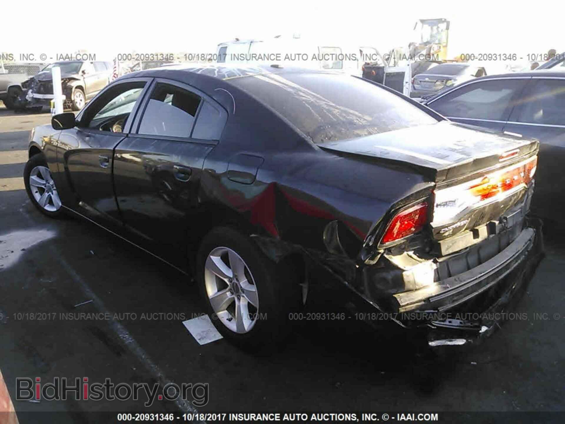 2013 Dodge Charger - VIN: 2C3CDXHG4DH612865 - Photo 3