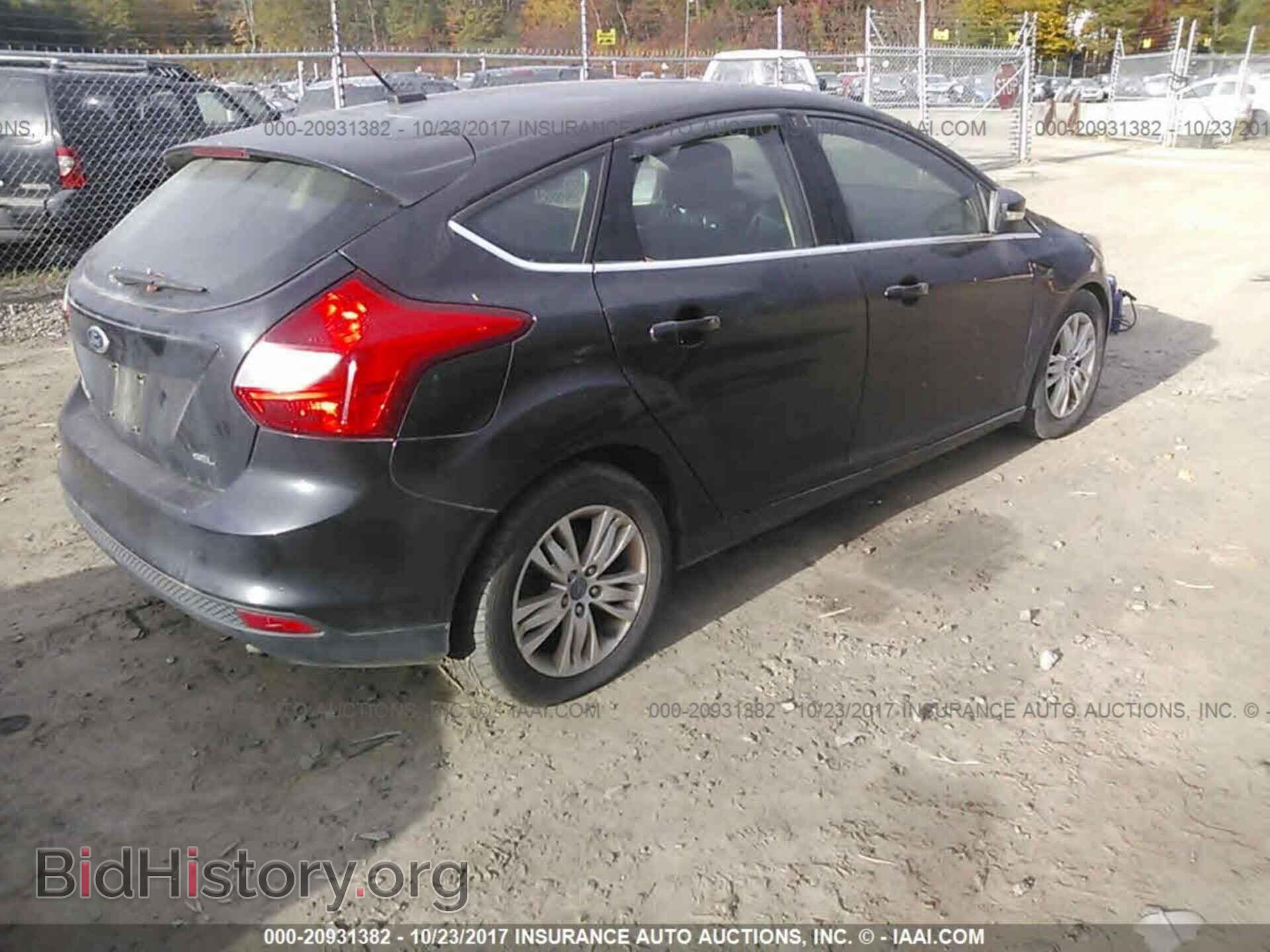 2012 Ford Focus - VIN: 1FAHP3M27CL331453 - Photo 4