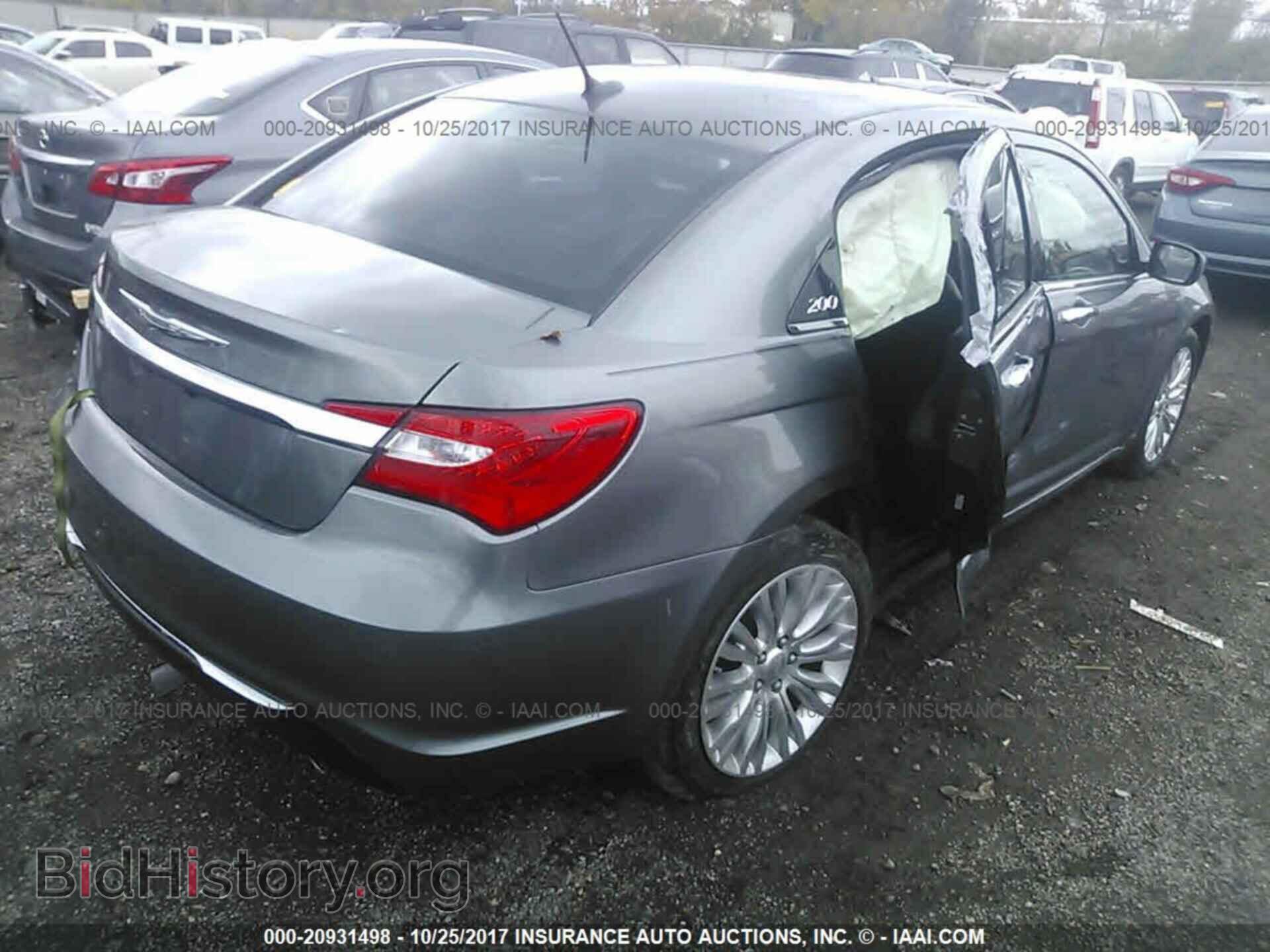 2013 CHRYSLER 200 - VIN: 1C3CCBCG4DN745596 - Photo 4
