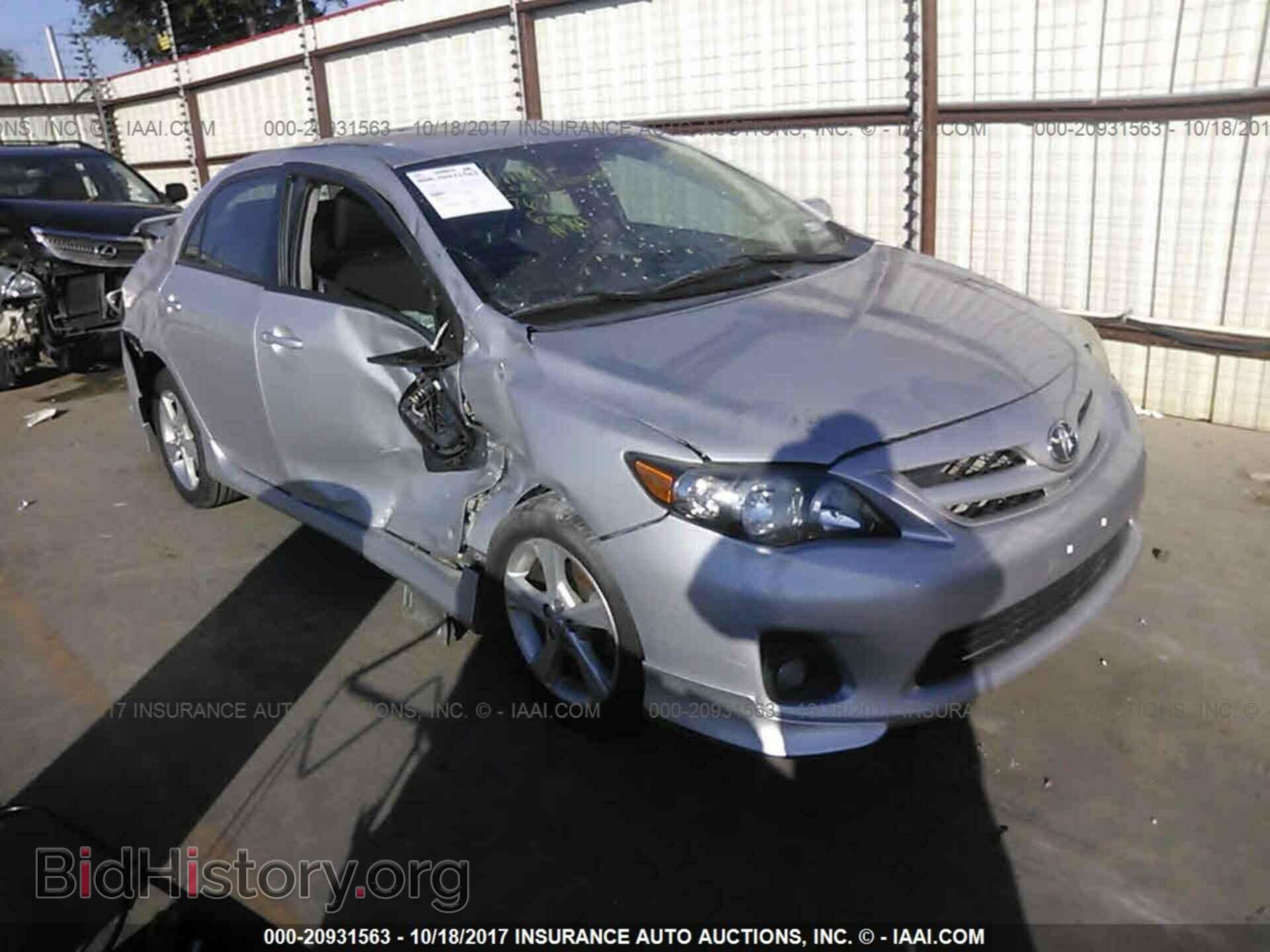 Photo 2T1BU4EE5BC647673 - Toyota Corolla 2011