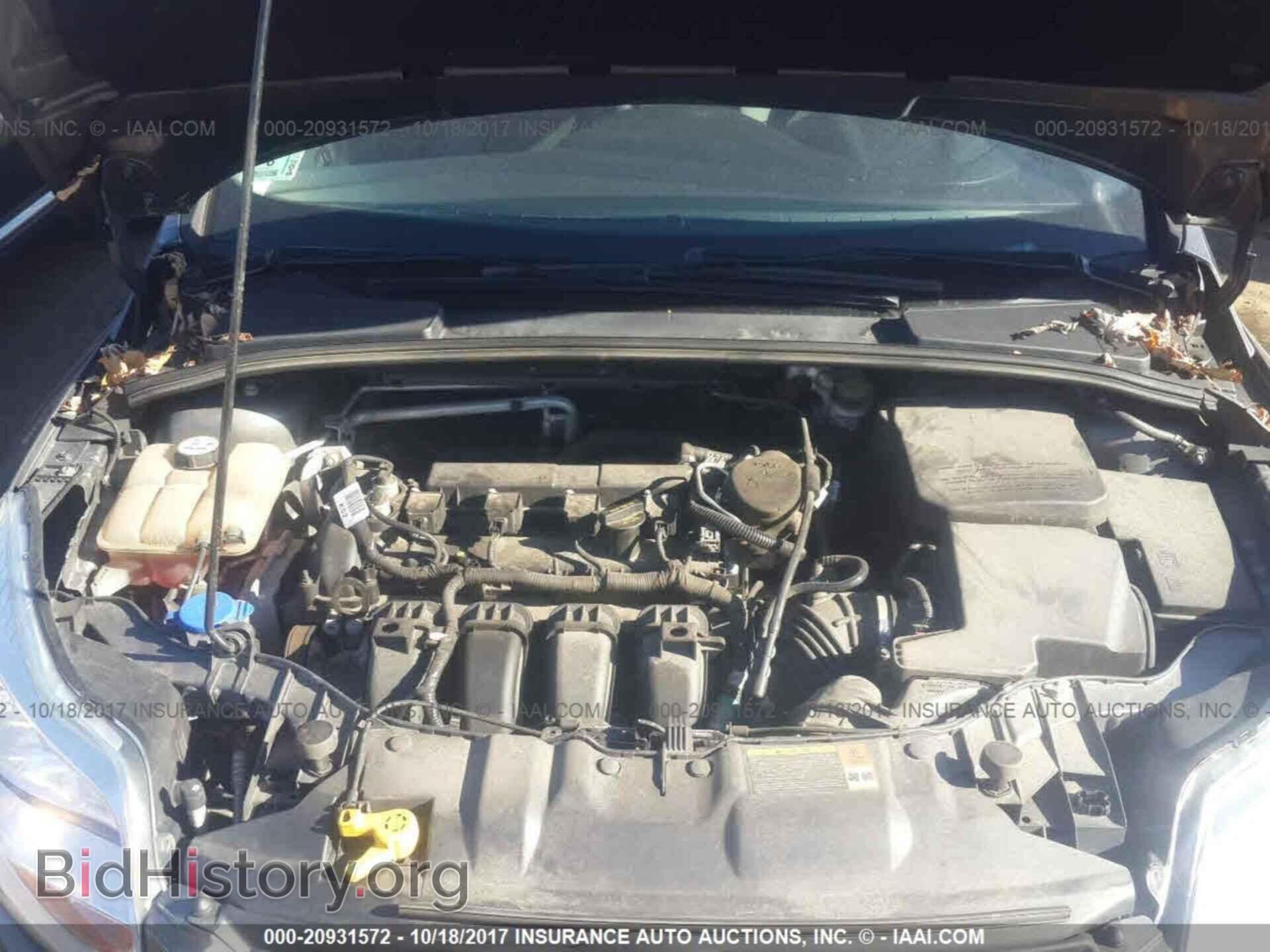 2012 Ford Focus - VIN: 1FAHP3F2XCL372737 - Photo 10