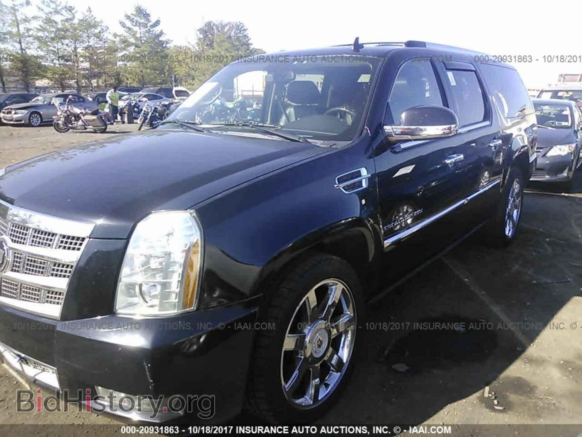 2012 Cadillac Escalade - VIN: 1GYS4JEF6CR229194 - Фото 2