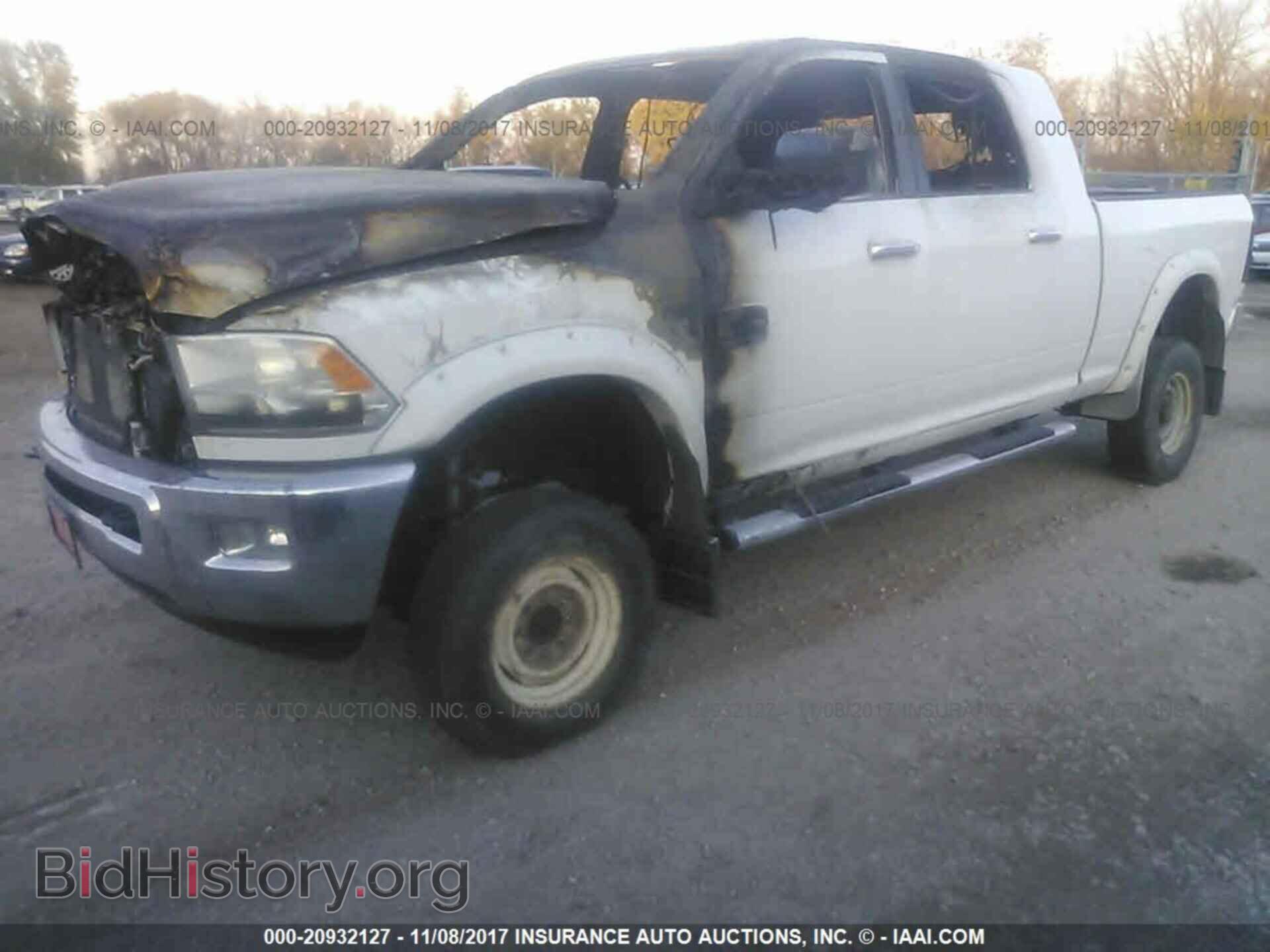 2012 Dodge Ram 3500 - VIN: 3C63D3NL8CG306909 - Фото 2