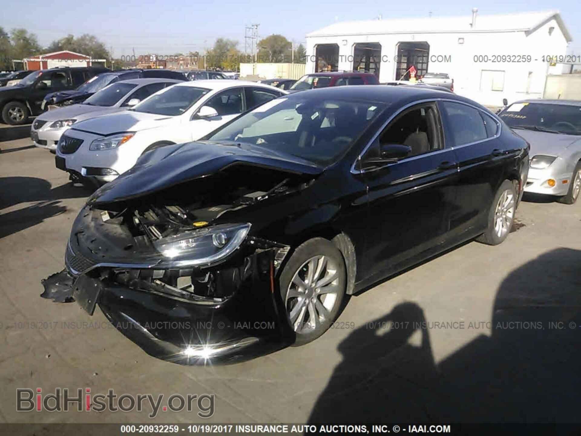 2016 Chrysler 200 - VIN: 1C3CCCAB7GN102404 - Фото 2