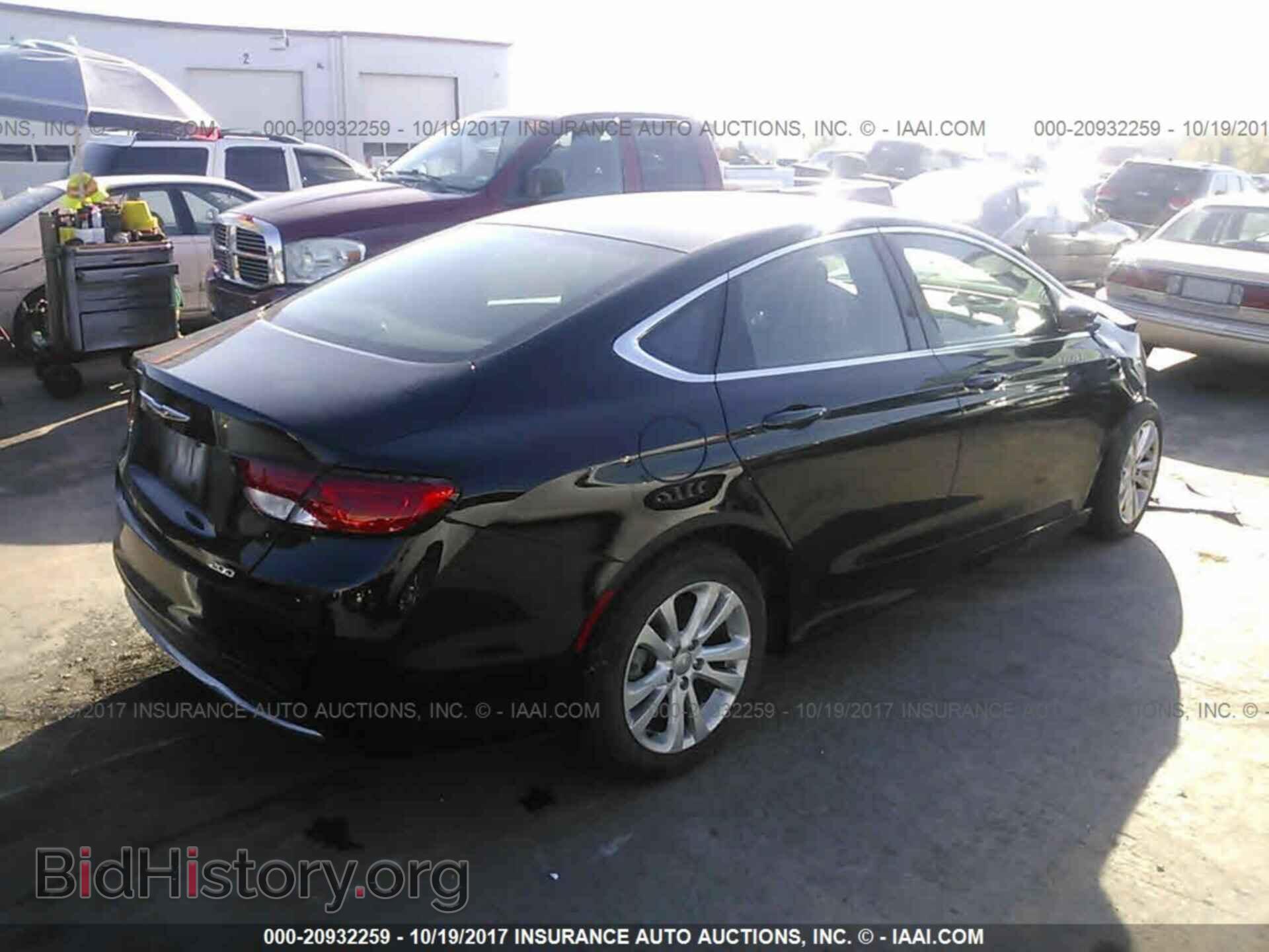 2016 Chrysler 200 - VIN: 1C3CCCAB7GN102404 - Фото 4