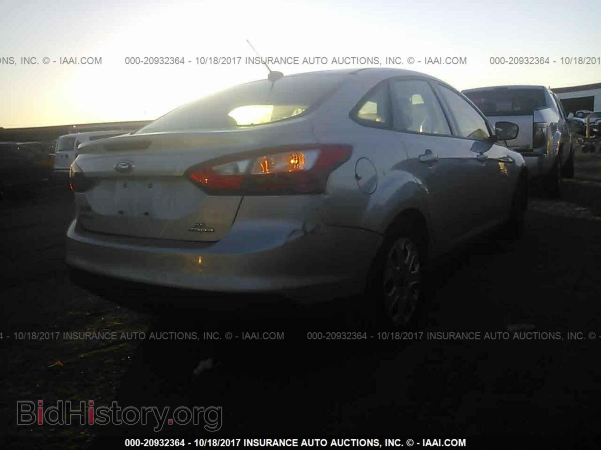 2012 Ford Focus - VIN: 1FAHP3F24CL456858 - Фото 4