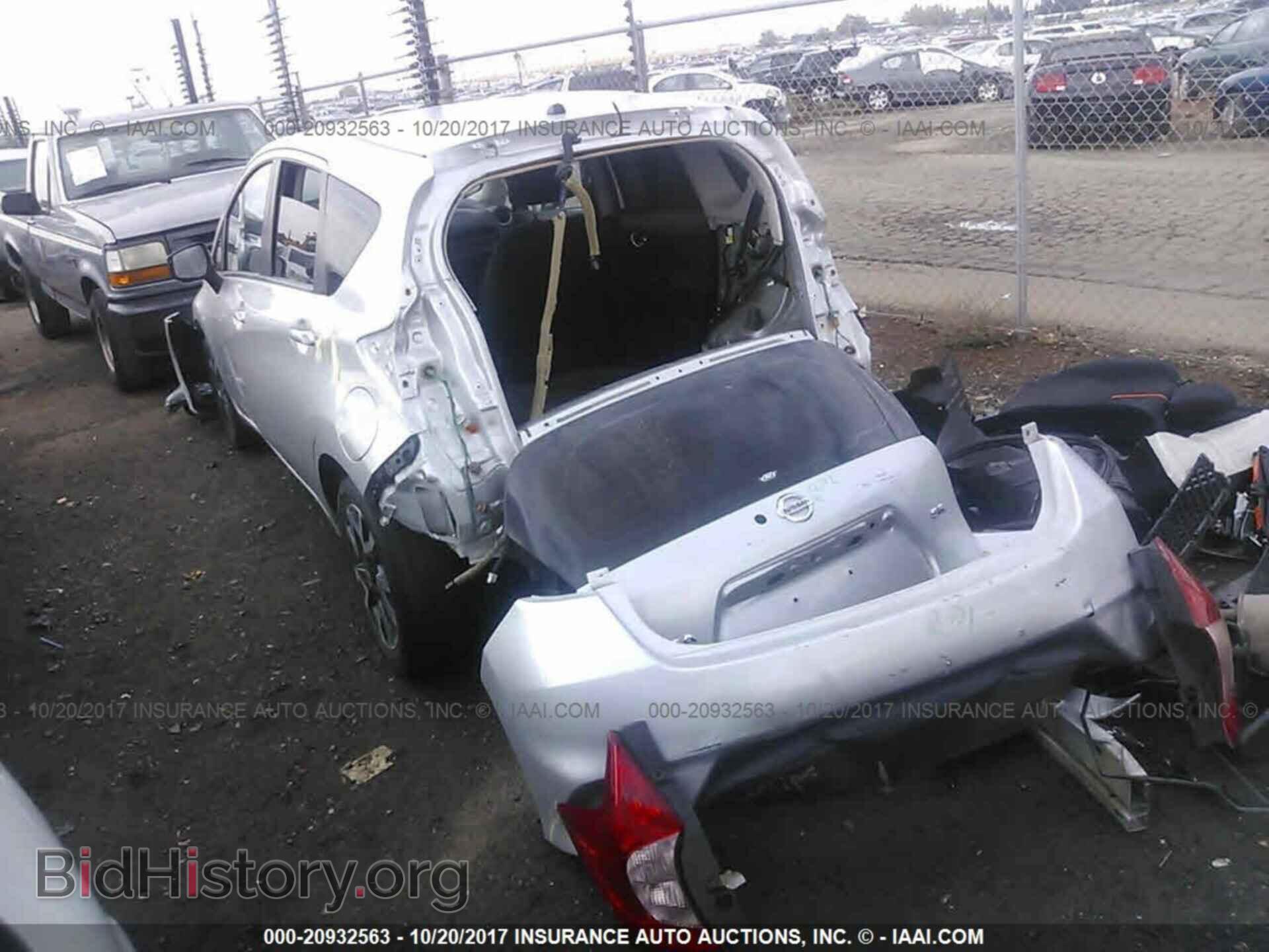 2015 Nissan Versa note - VIN: 3N1CE2CP3FL366133 - Photo 3