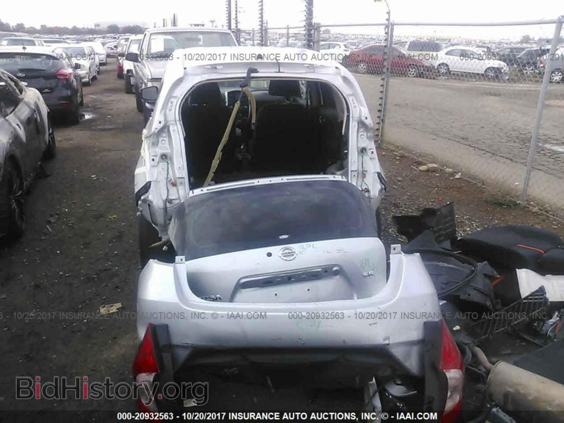 2015 Nissan Versa note - VIN: 3N1CE2CP3FL366133 - Photo 6