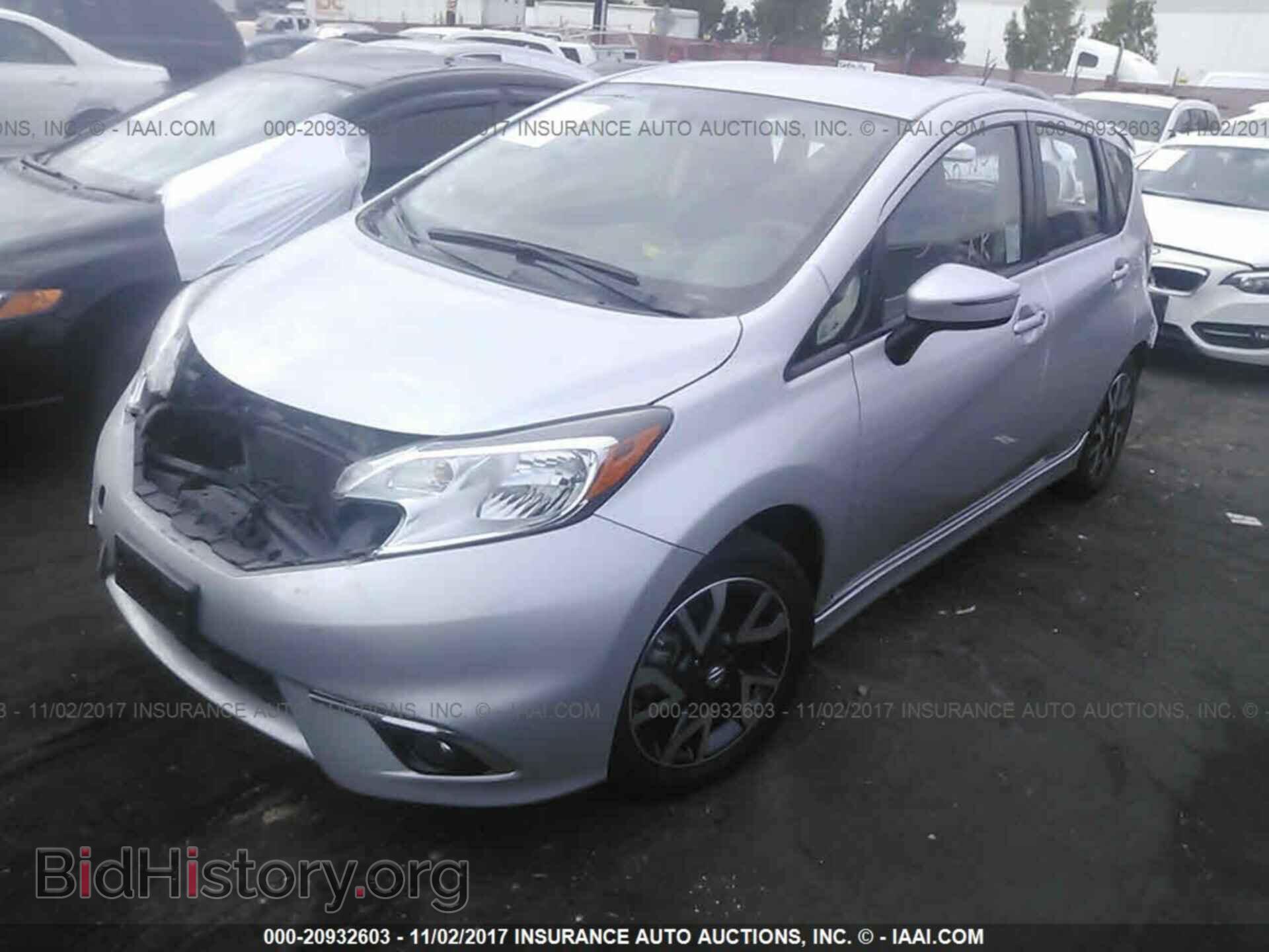 2015 Nissan Versa note - VIN: 3N1CE2CP5FL357580 - Photo 2