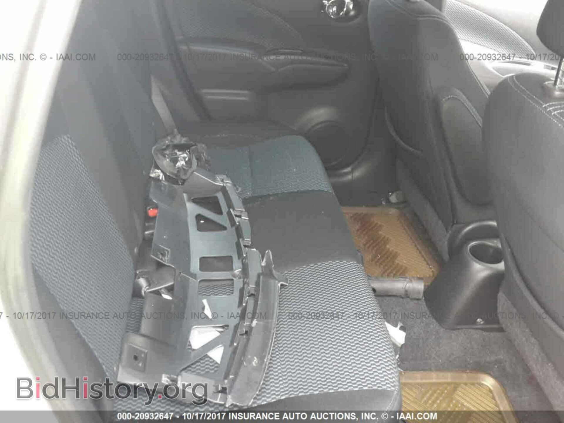 2014 Nissan Versa note - VIN: 3N1CE2CP5EL378296 - Photo 8
