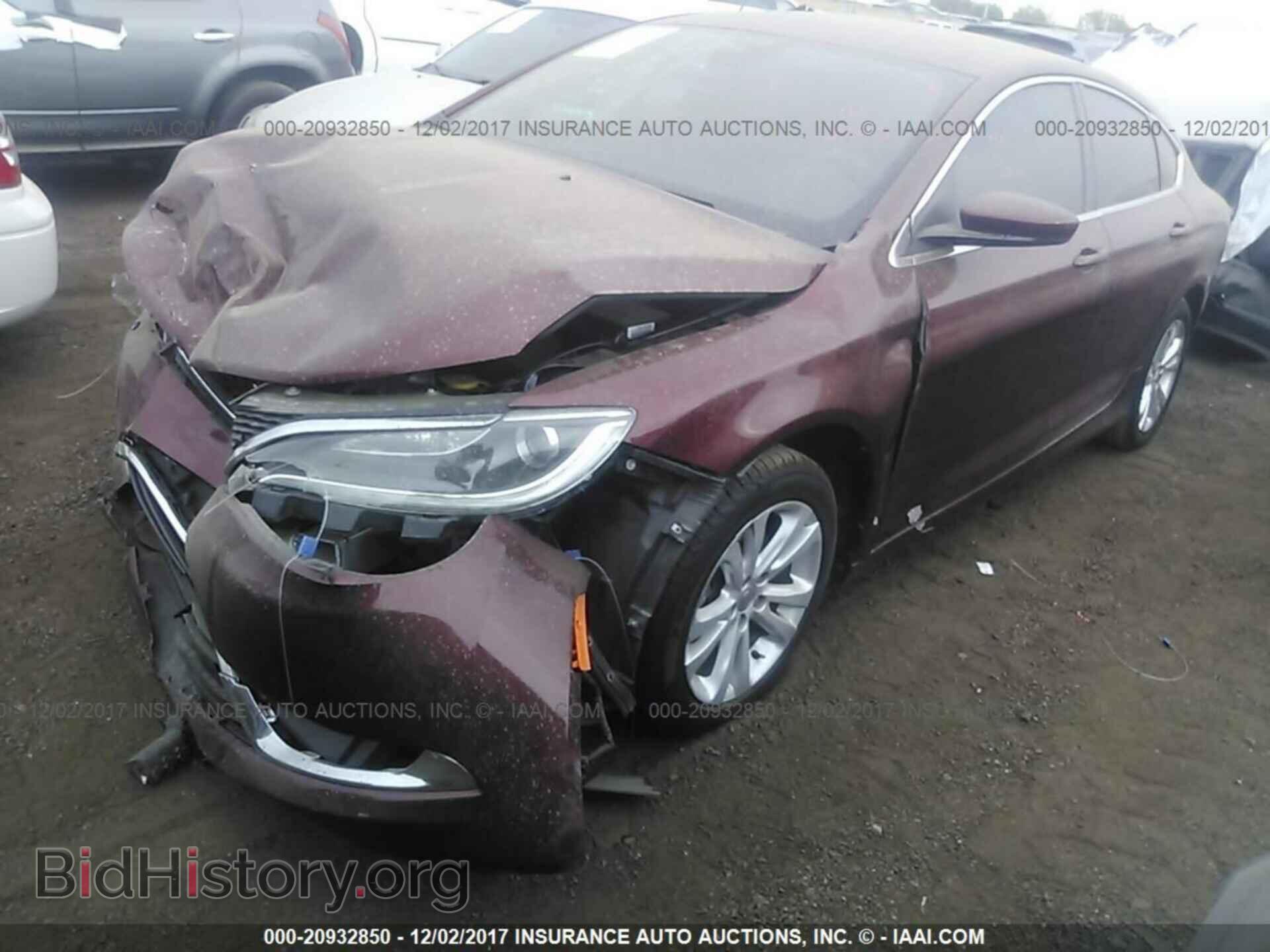 2015 Chrysler 200 - VIN: 1C3CCCAB8FN742104 - Photo 2