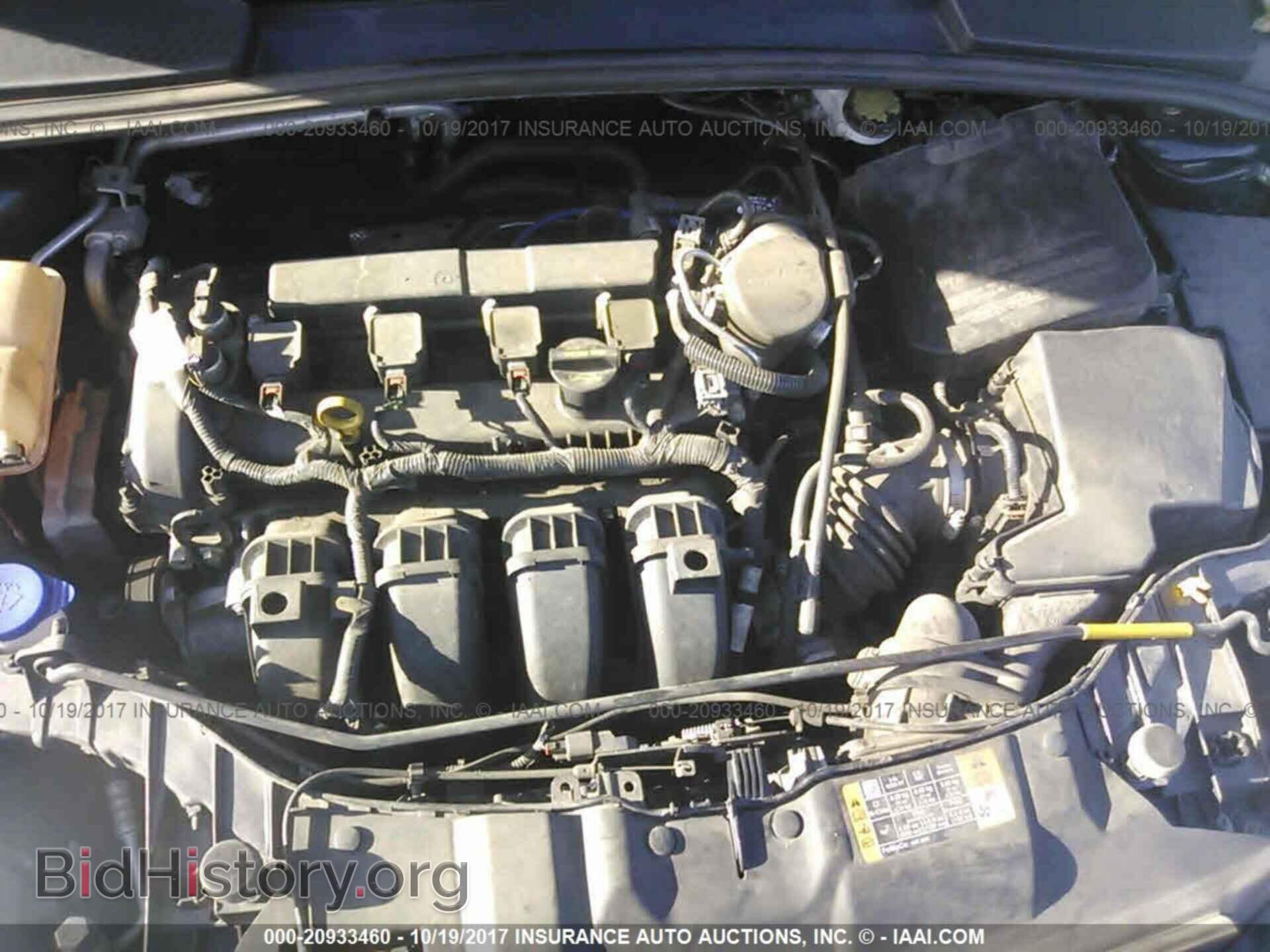 2014 Ford Focus - VIN: 1FADP3F22EL324490 - Photo 10