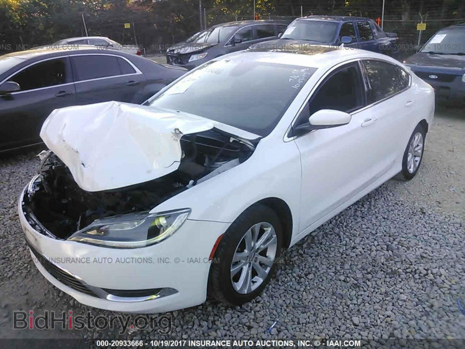 2015 Chrysler 200 - VIN: 1C3CCCAB9FN599857 - Фото 2
