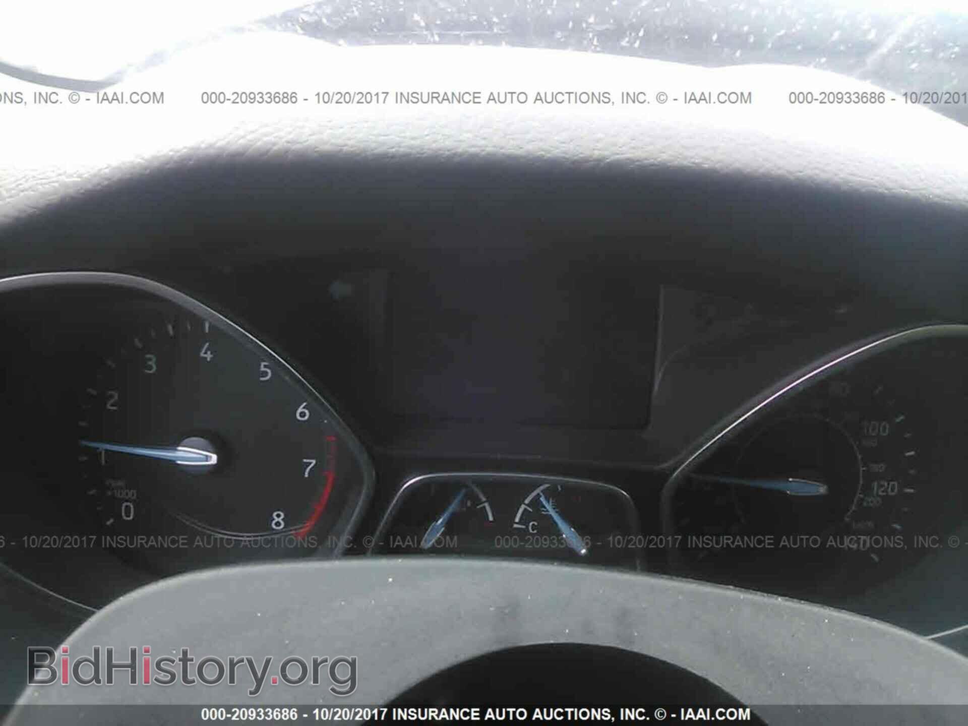 2016 Ford Focus - VIN: 1FADP3K27GL286358 - Photo 7