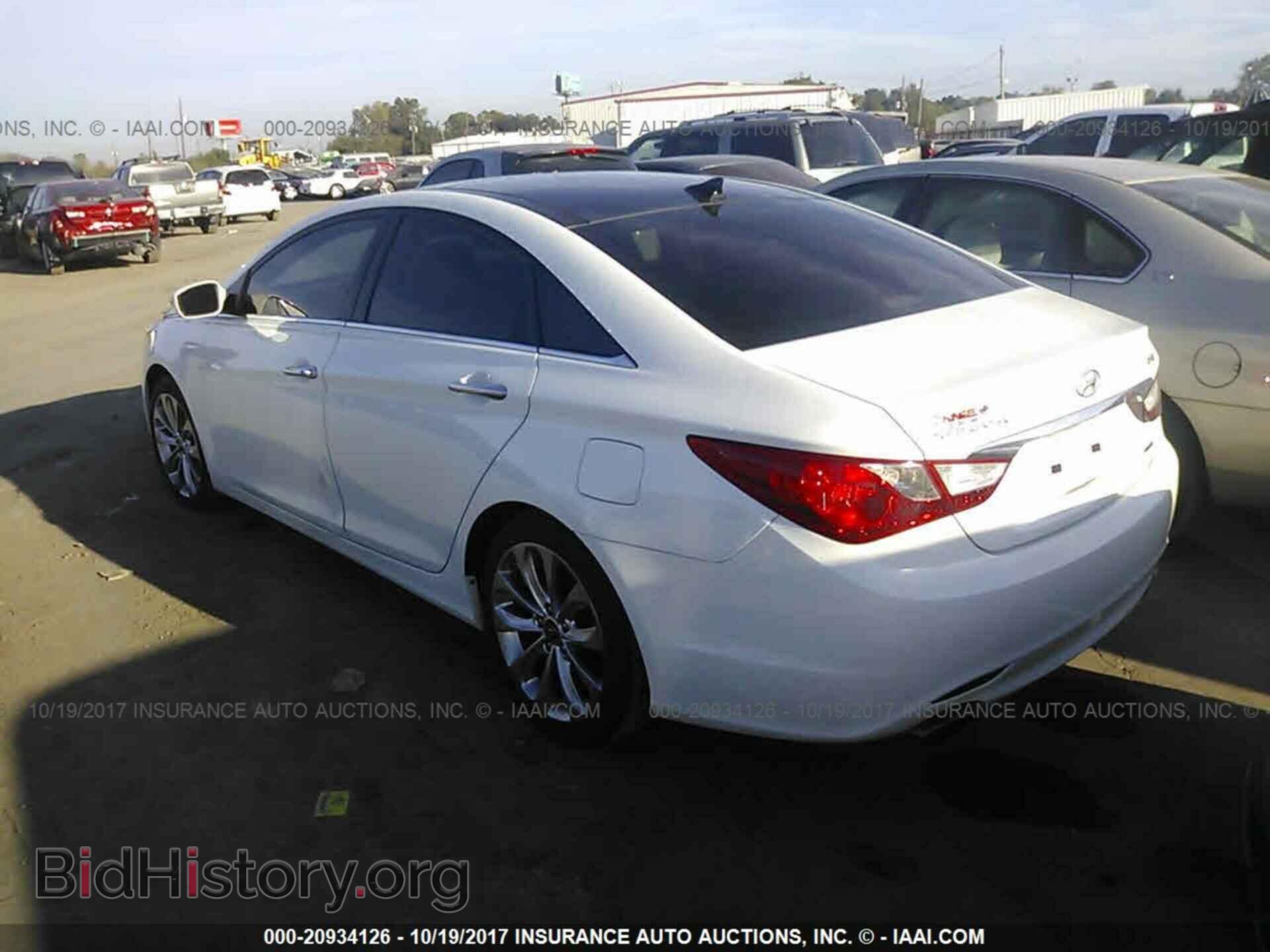 2012 Hyundai Sonata - VIN: 5NPEC4AB0CH466426 - Photo 3