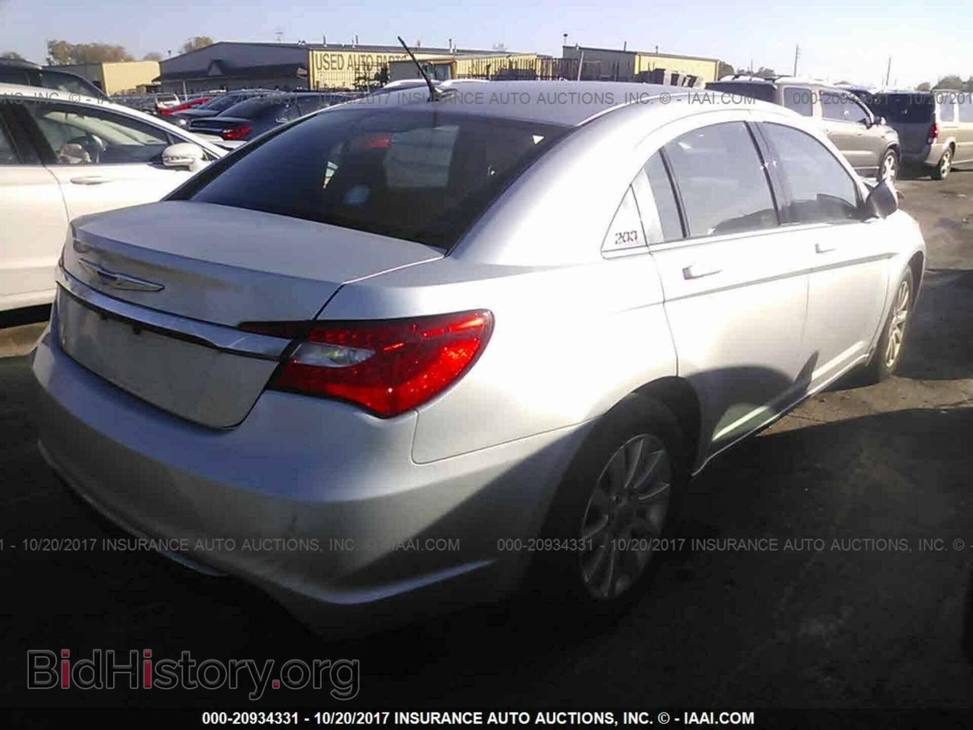 2012 Chrysler 200 - VIN: 1C3CCBAB7CN291706 - Photo 4