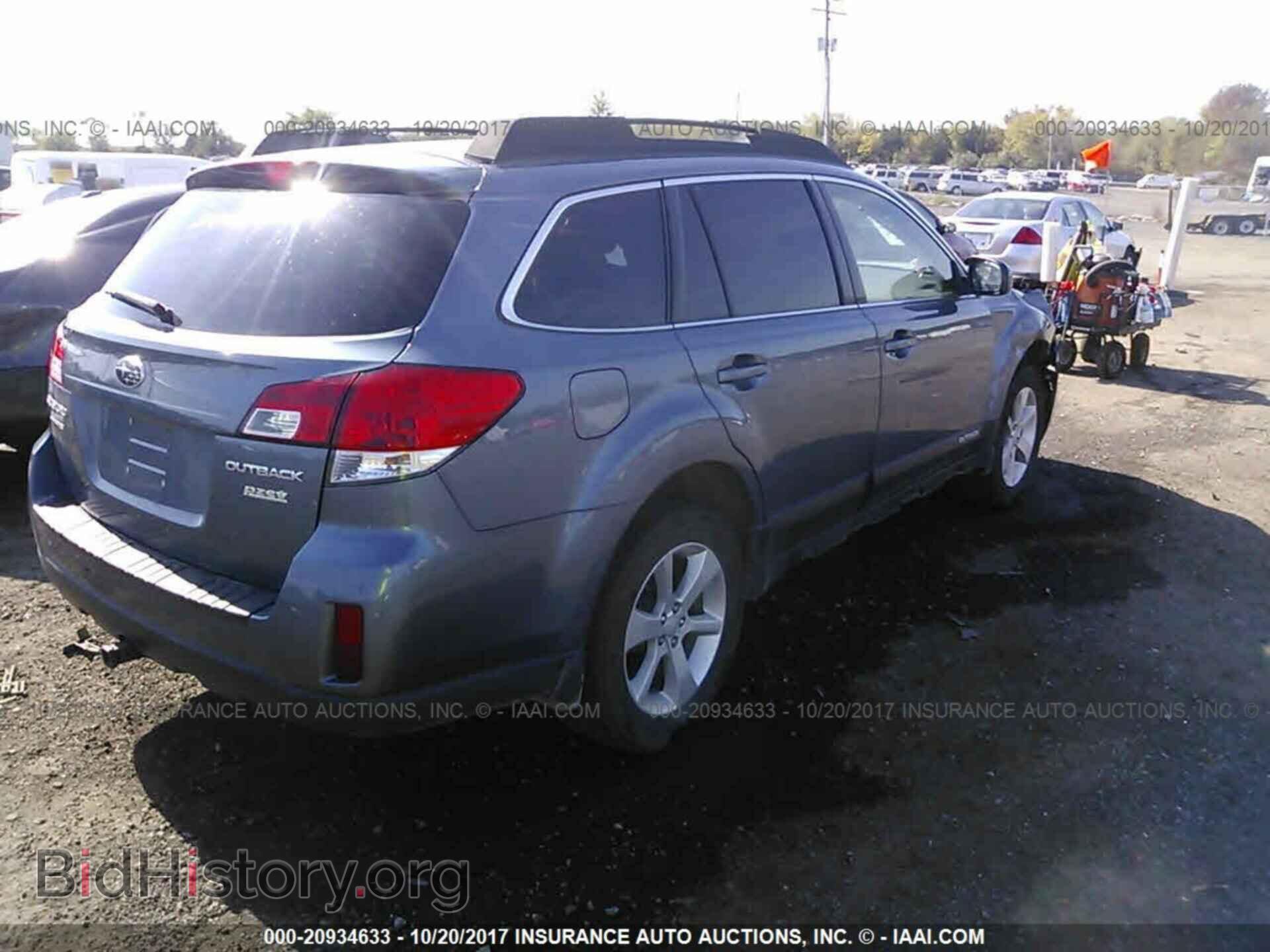 2013 Subaru Outback - VIN: 4S4BRBCC2D3238271 - Фото 4