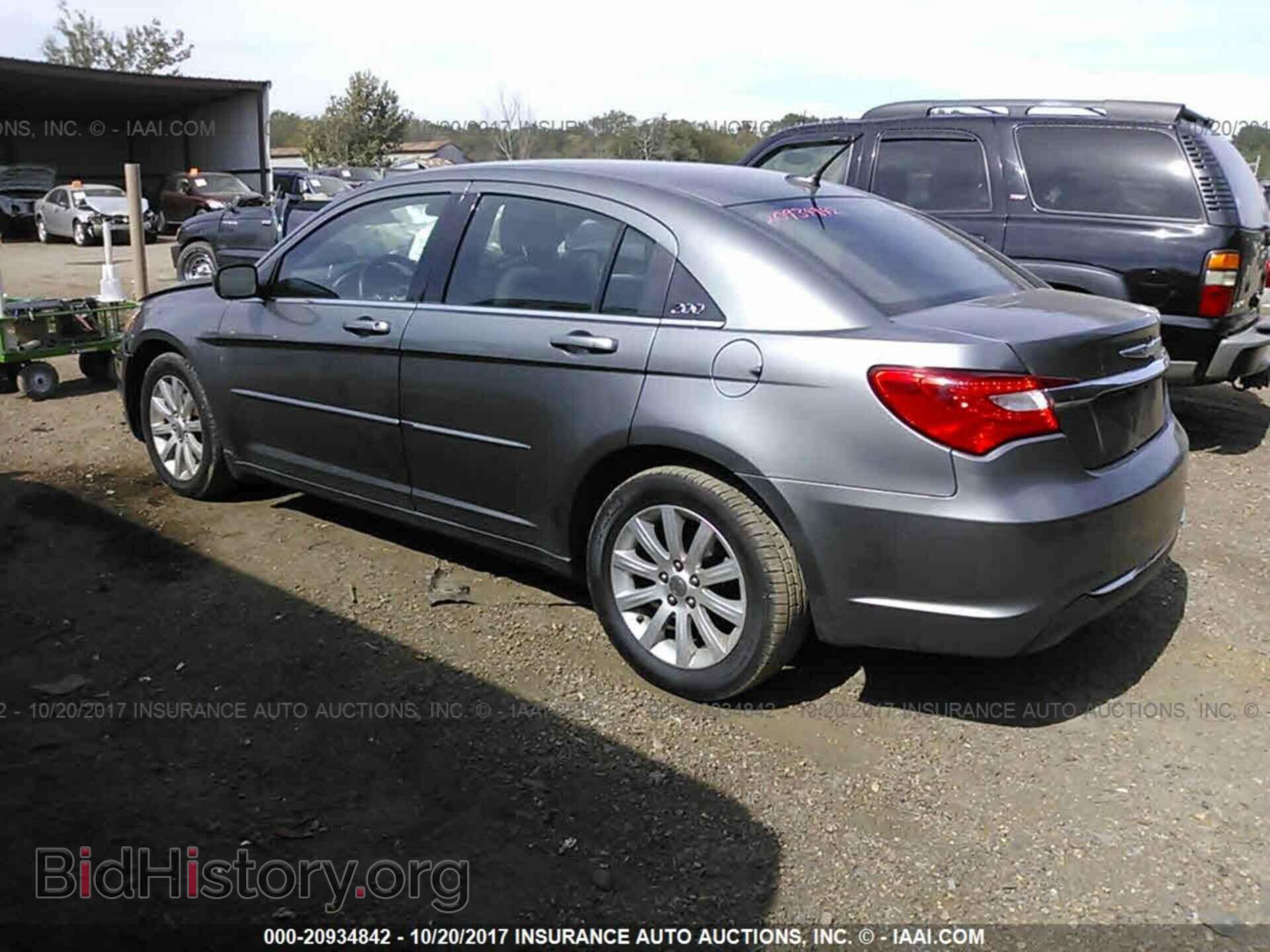 2013 Chrysler 200 - VIN: 1C3CCBBB7DN639407 - Фото 3