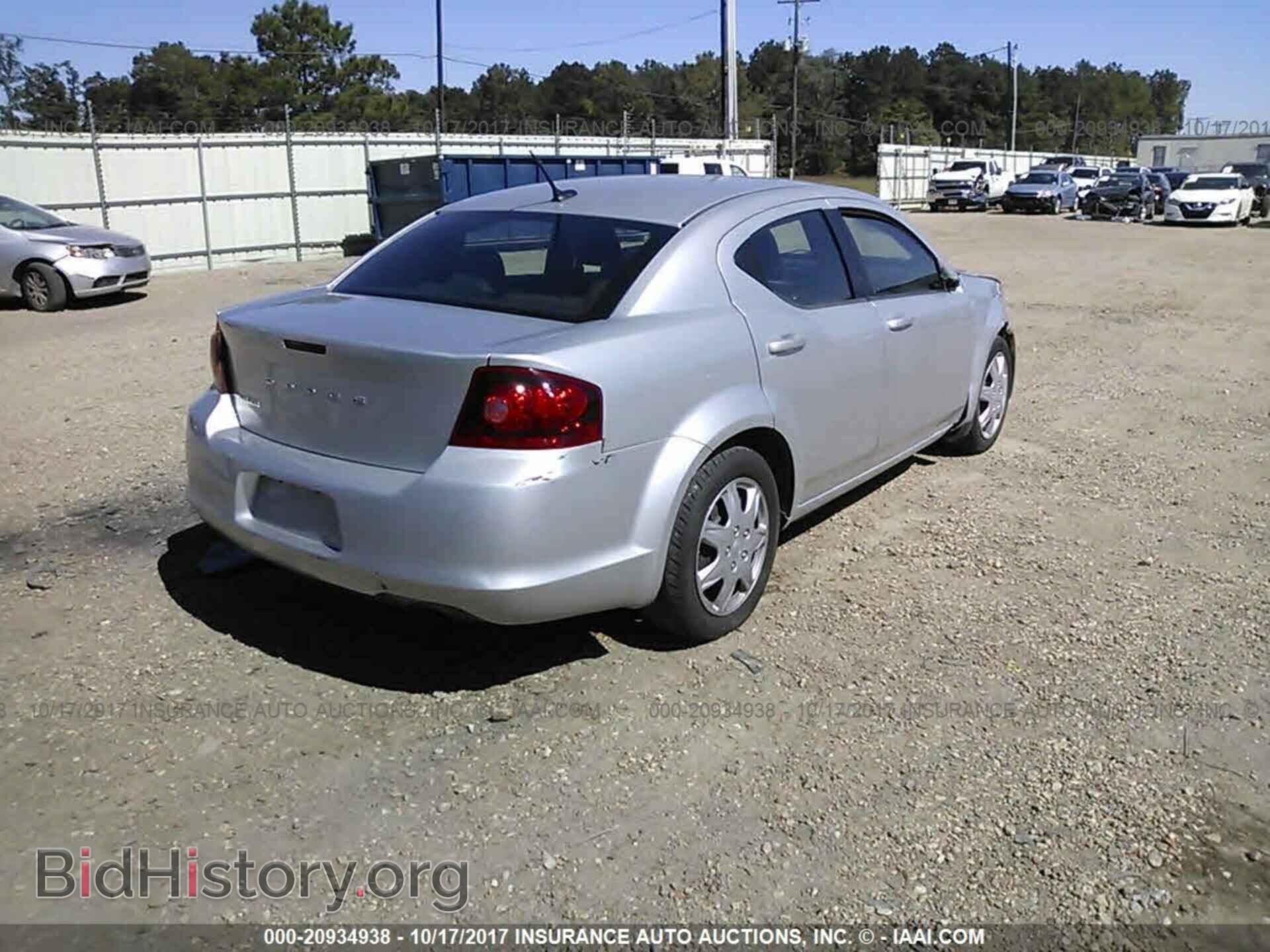 2011 Dodge Avenger - VIN: 1B3BD4FB6BN591939 - Фото 4
