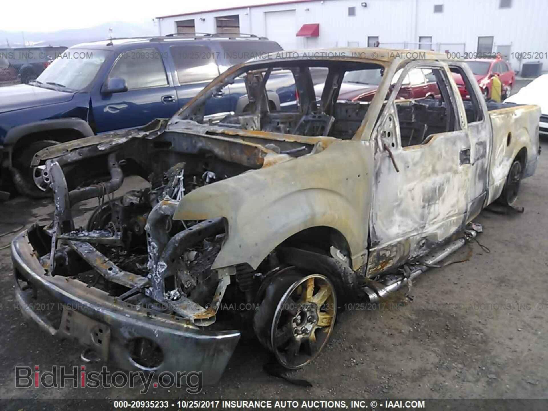 2013 Ford F150 - VIN: 1FTFX1ET2DFD27324 - Photo 2
