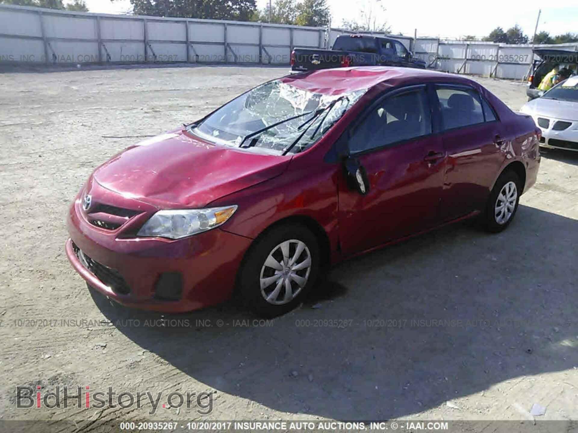 2011 Toyota Corolla - VIN: 2T1BU4EEXBC637155 - Photo 2