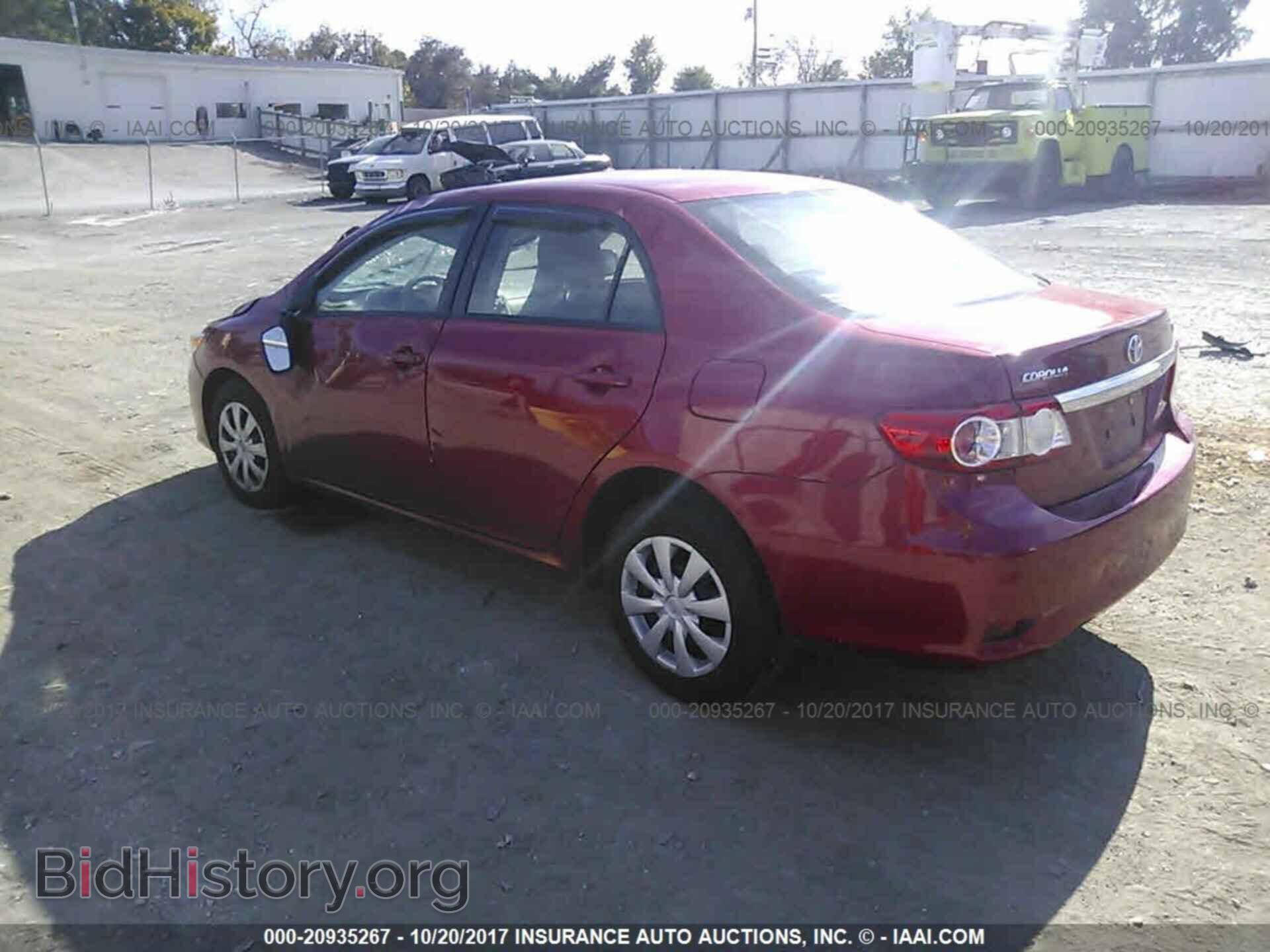2011 Toyota Corolla - VIN: 2T1BU4EEXBC637155 - Photo 3