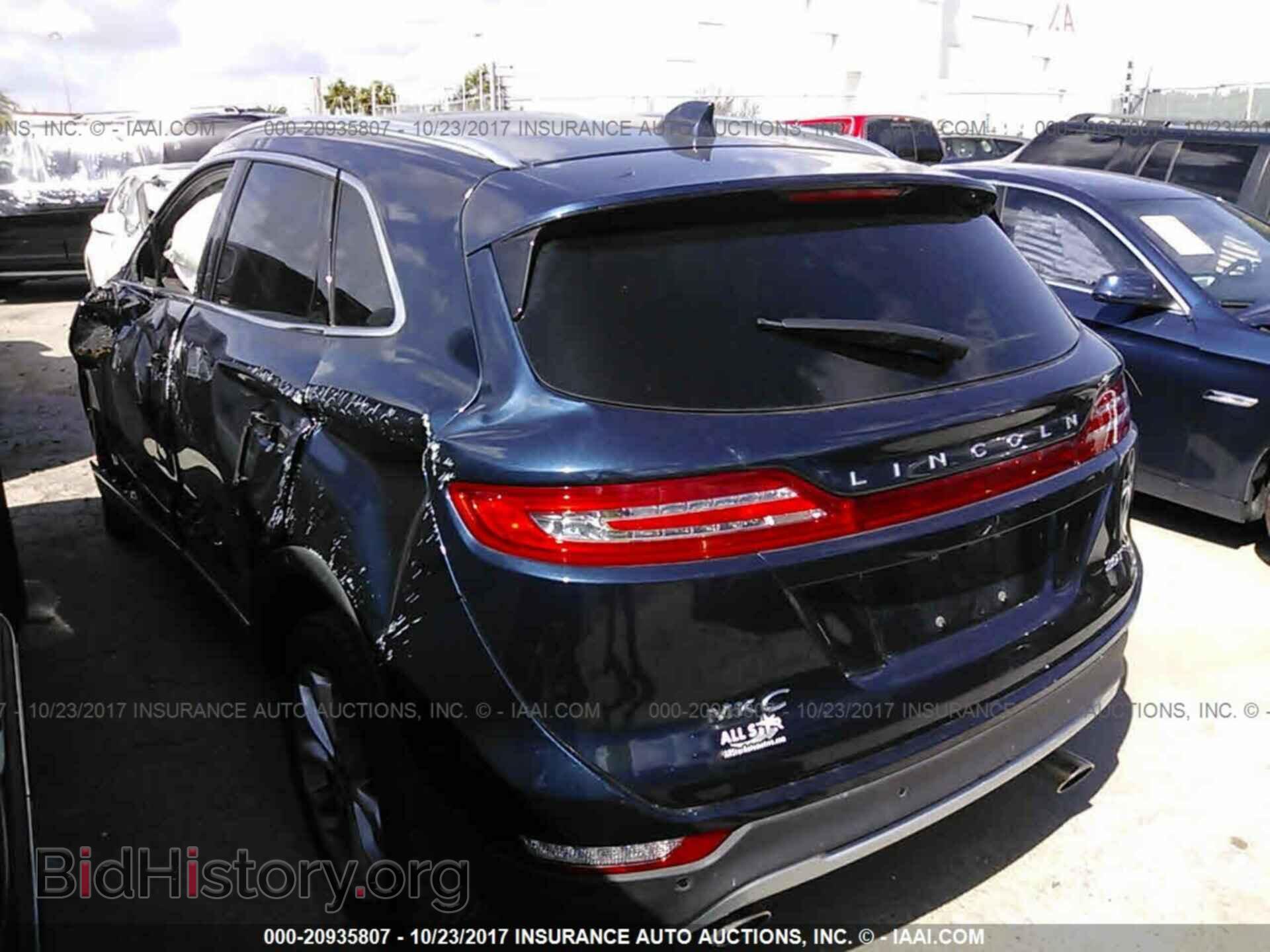 2017 Lincoln Mkc - VIN: 5LMCJ2C95HUL13171 - Photo 3