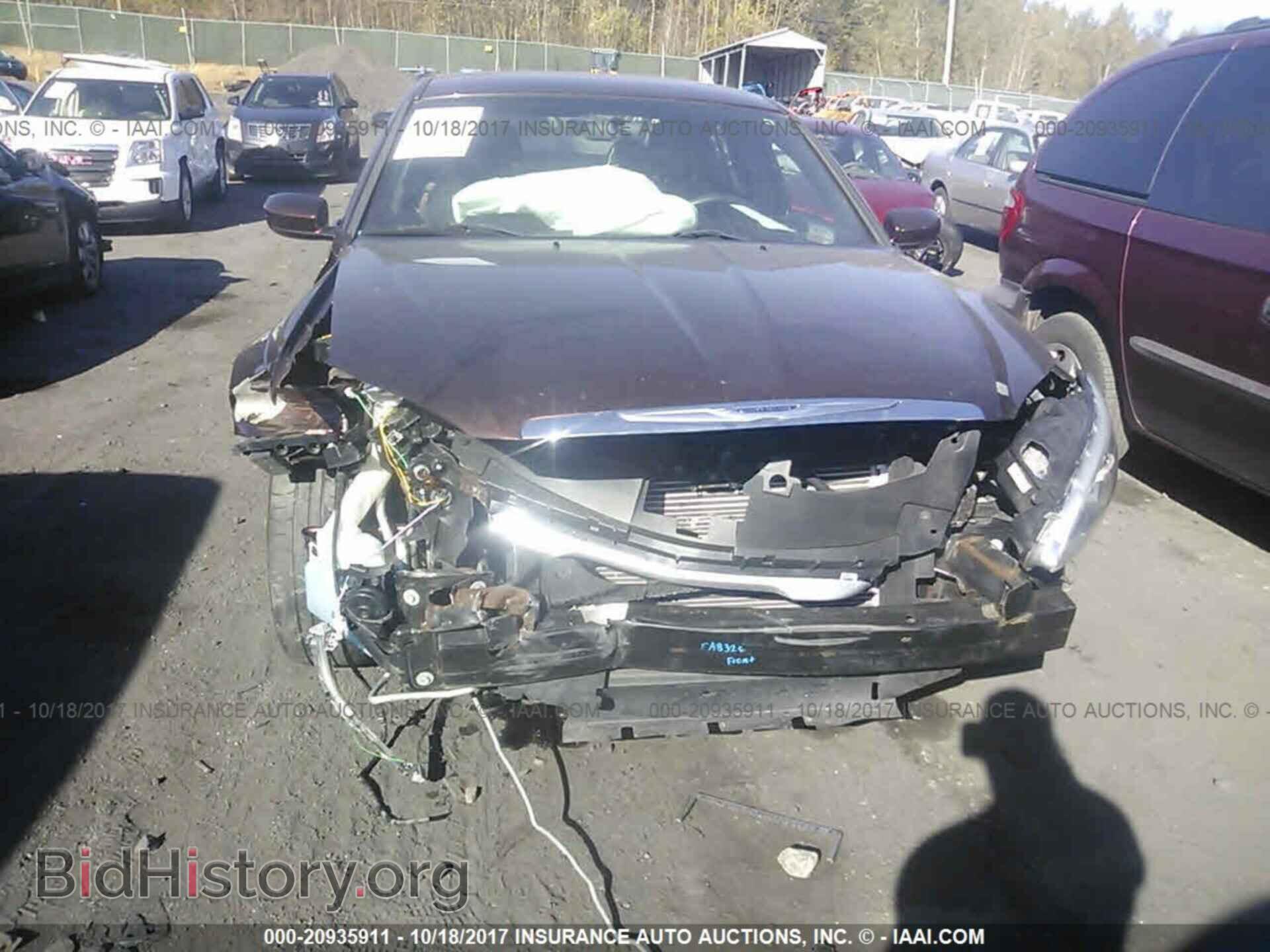 2013 Chrysler 200 - VIN: 1C3CCBAB2DN670081 - Photo 6