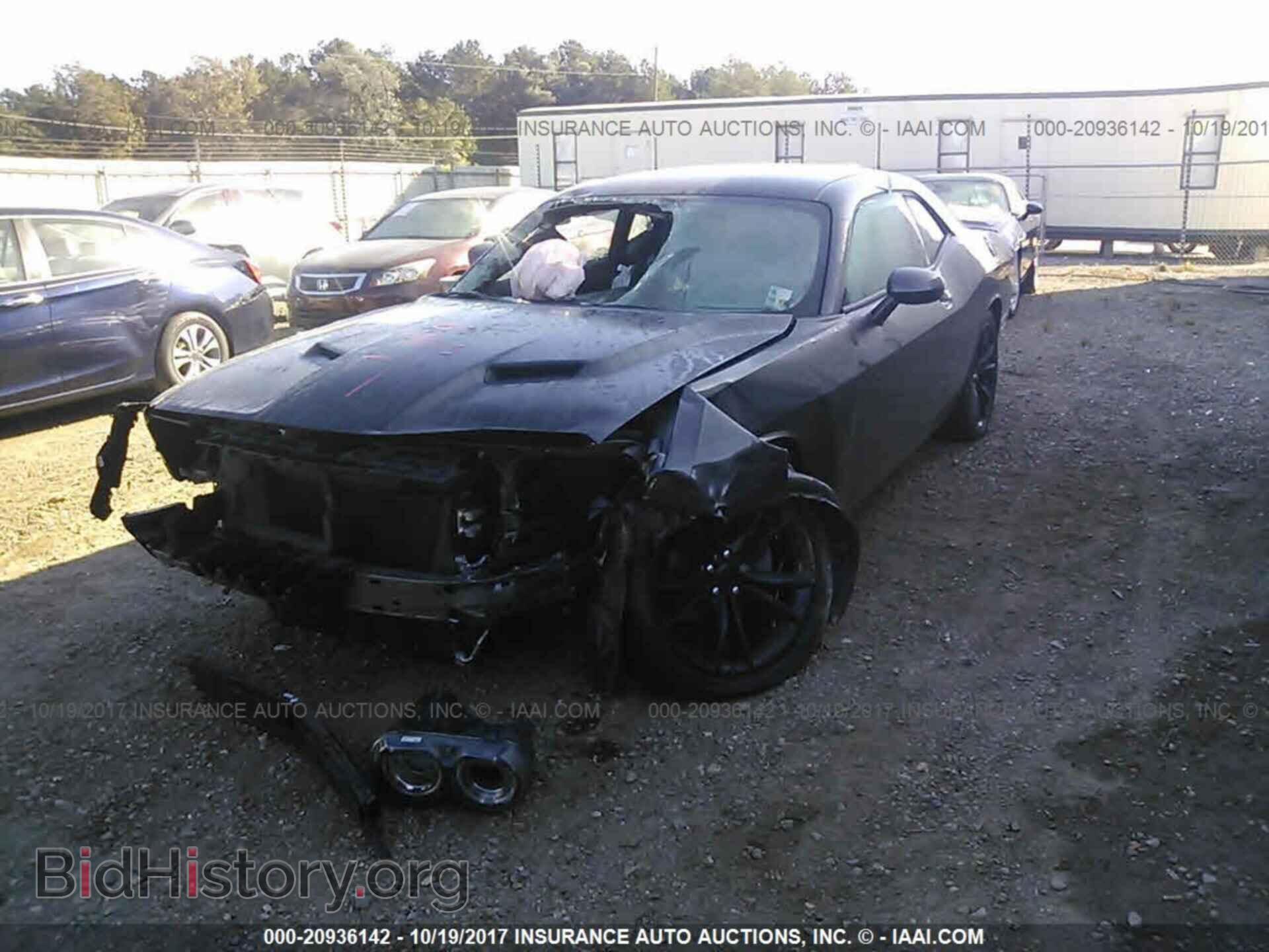 2016 Dodge Challenger - VIN: 2C3CDZAGXGH119511 - Photo 2