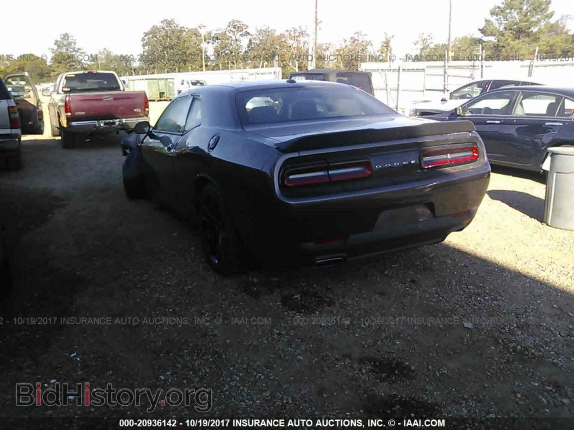 2016 Dodge Challenger - VIN: 2C3CDZAGXGH119511 - Photo 3