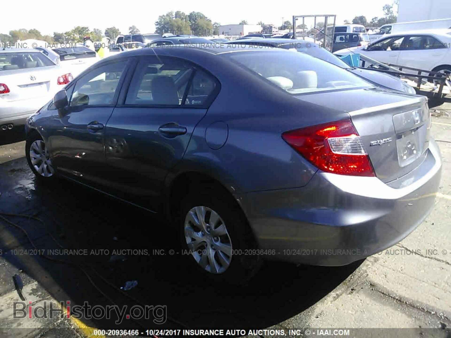2012 Honda Civic - VIN: 19XFB2F58CE105528 - Фото 3