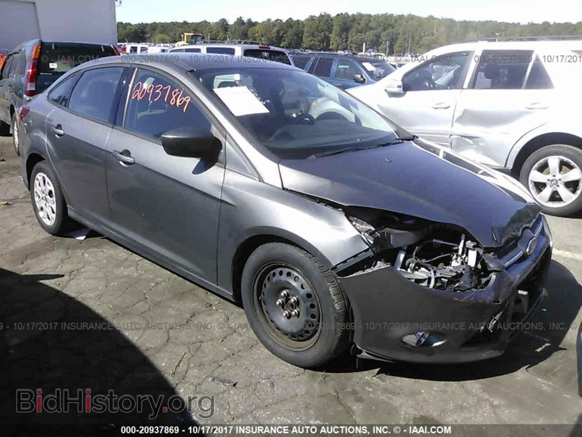 Photo 1FAHP3F26CL201970 - Ford Focus 2012