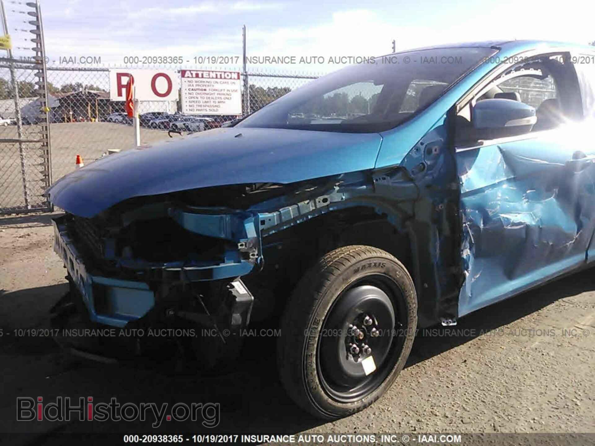 2014 Ford Focus - VIN: 1FADP3J29EL435982 - Photo 6