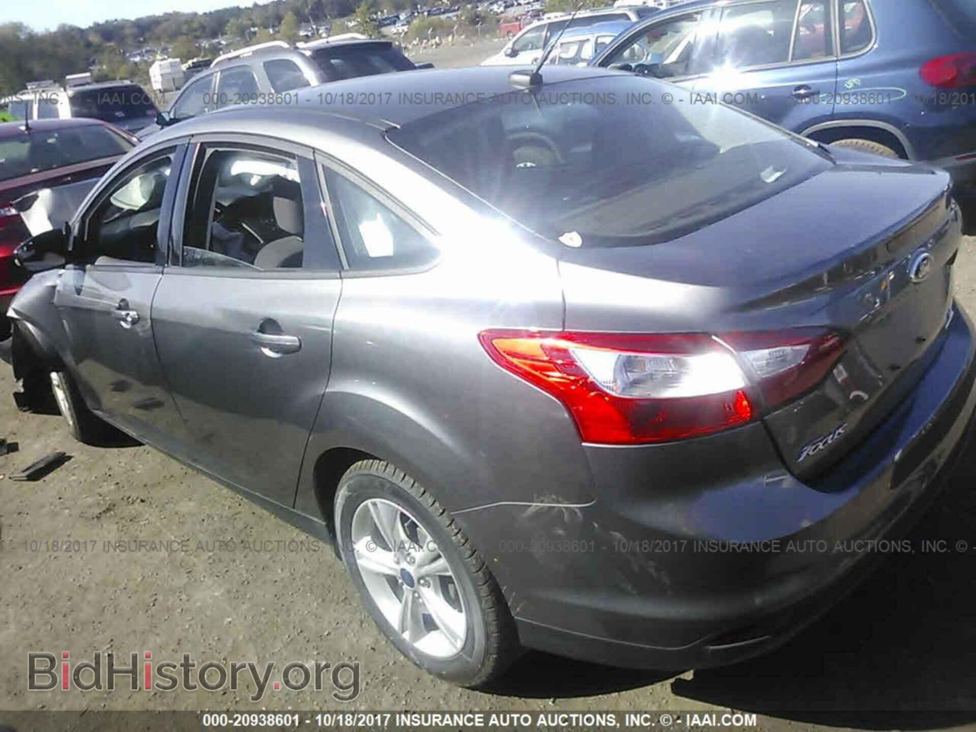 2014 Ford Focus - VIN: 1FADP3F29EL458588 - Фото 3