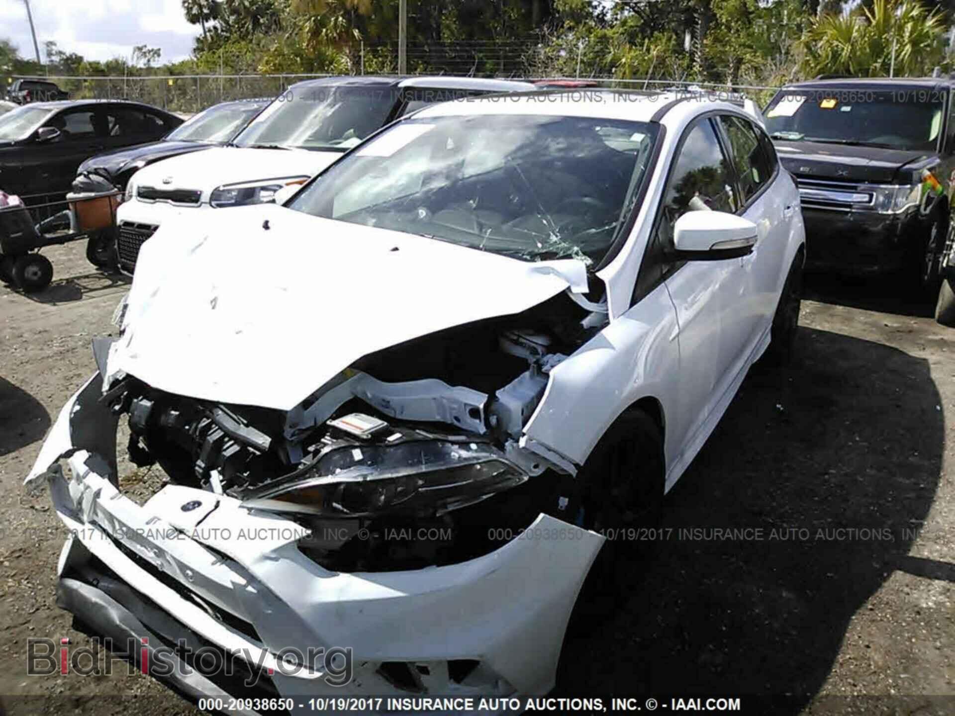 2017 Ford Focus - VIN: WF0DP3TH2H4123297 - Фото 2