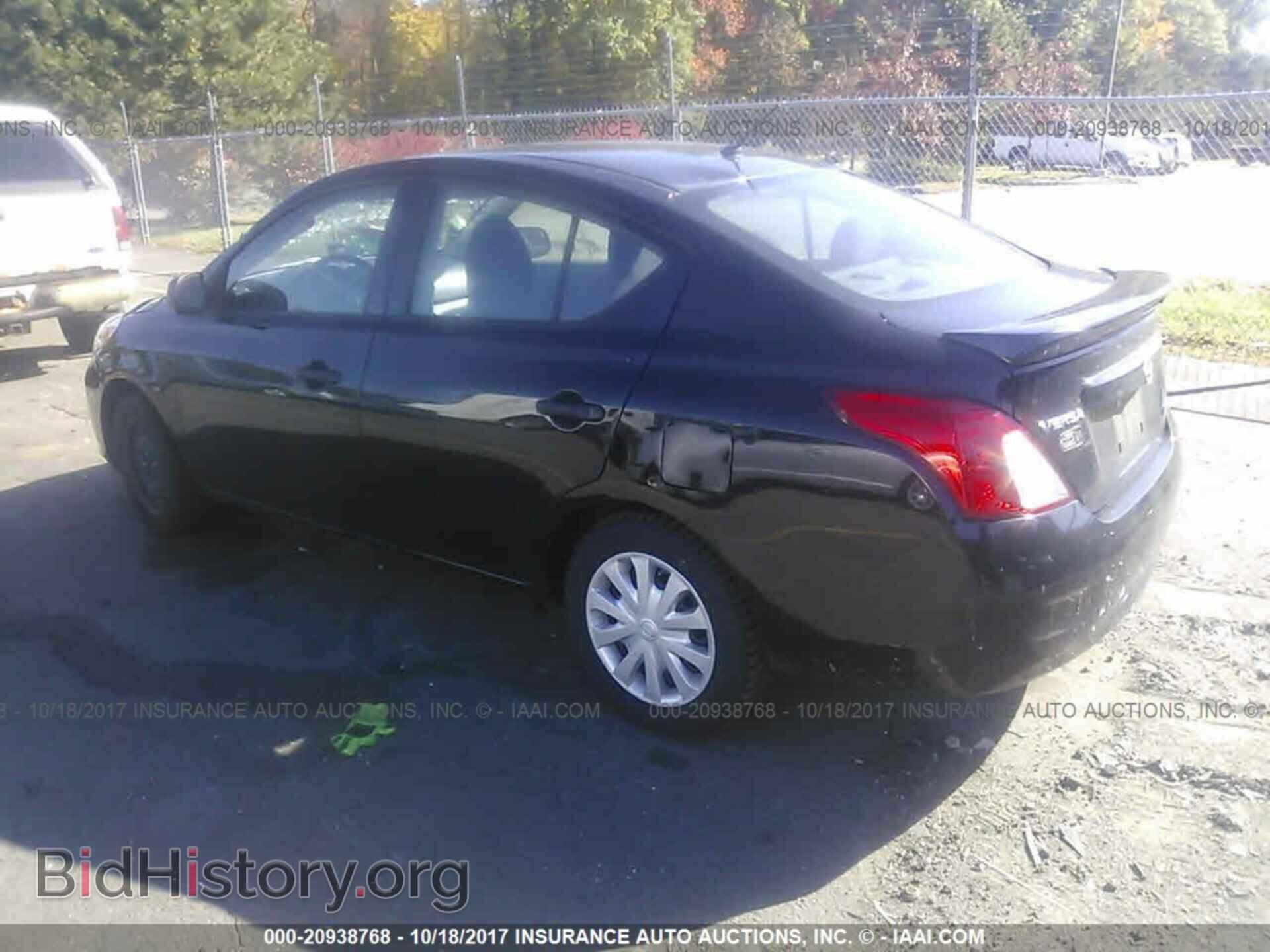 2013 Nissan Versa - VIN: 3N1CN7AP1DL868409 - Фото 3