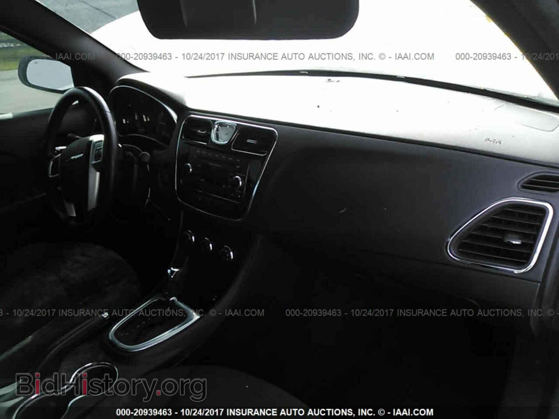2014 Chrysler 200 - VIN: 1C3CCBBB1EN194891 - Фото 5