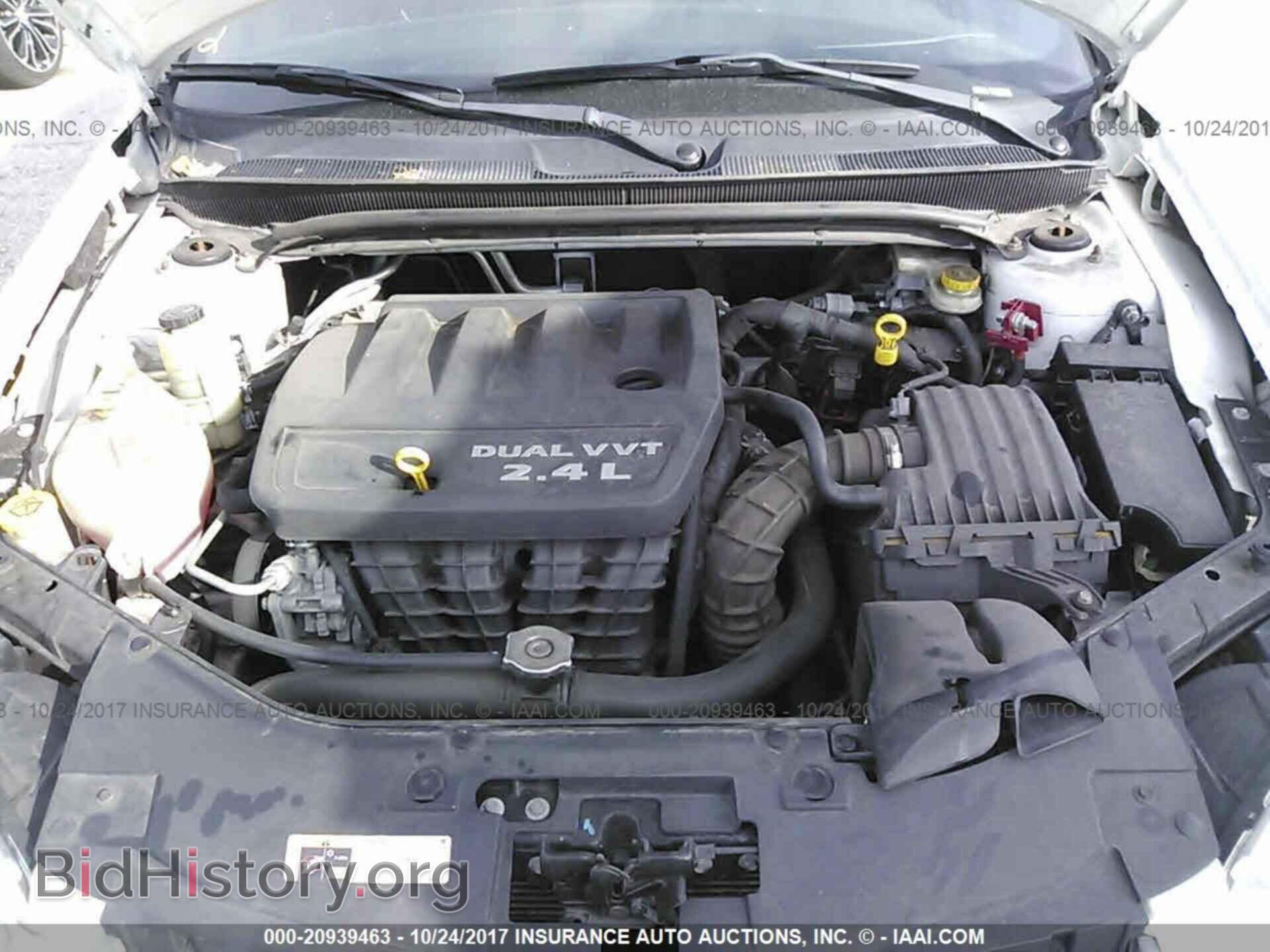 2014 Chrysler 200 - VIN: 1C3CCBBB1EN194891 - Фото 10