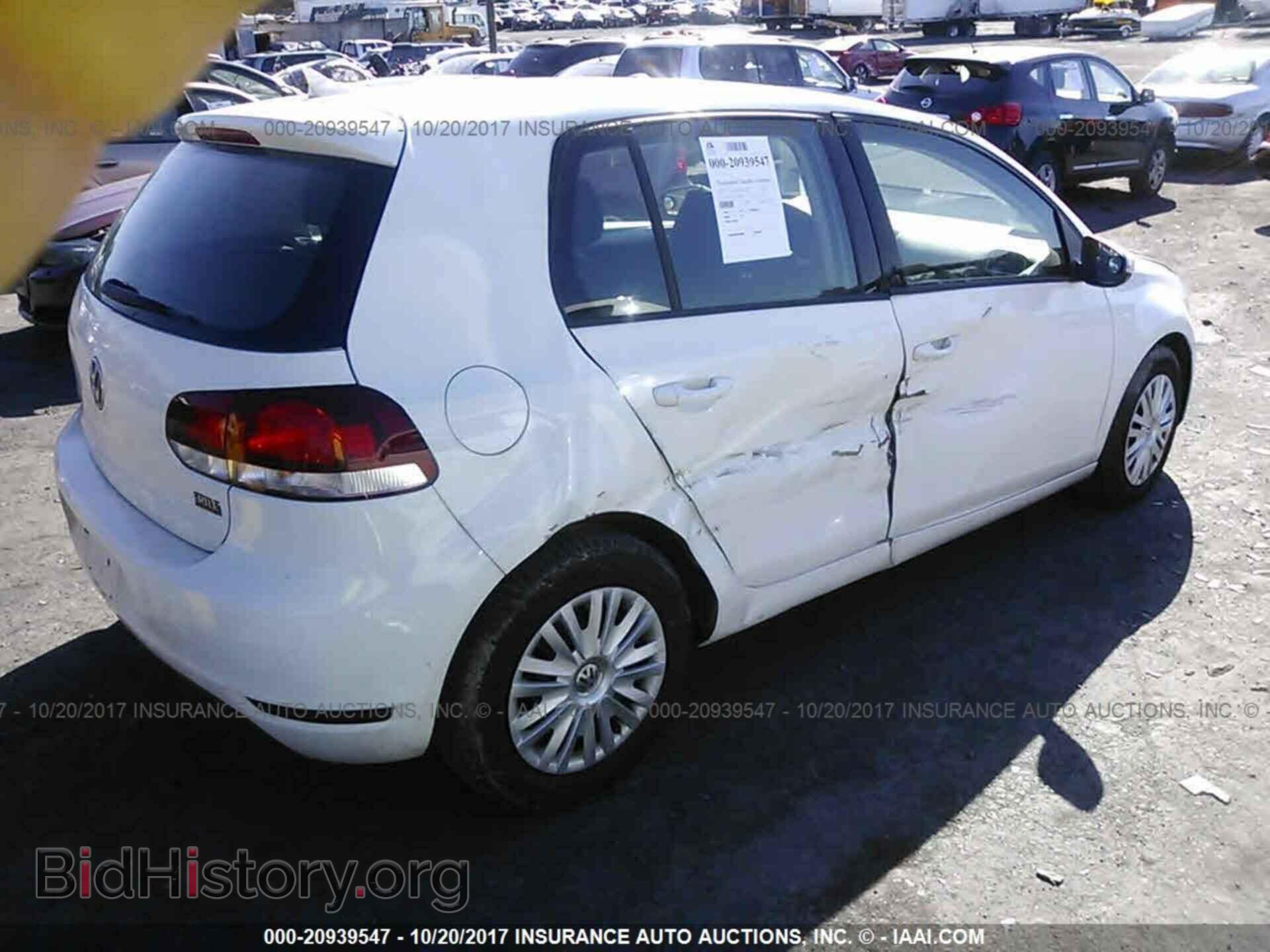 2013 Volkswagen Golf - VIN: WVWDB7AJXDW001042 - Фото 4