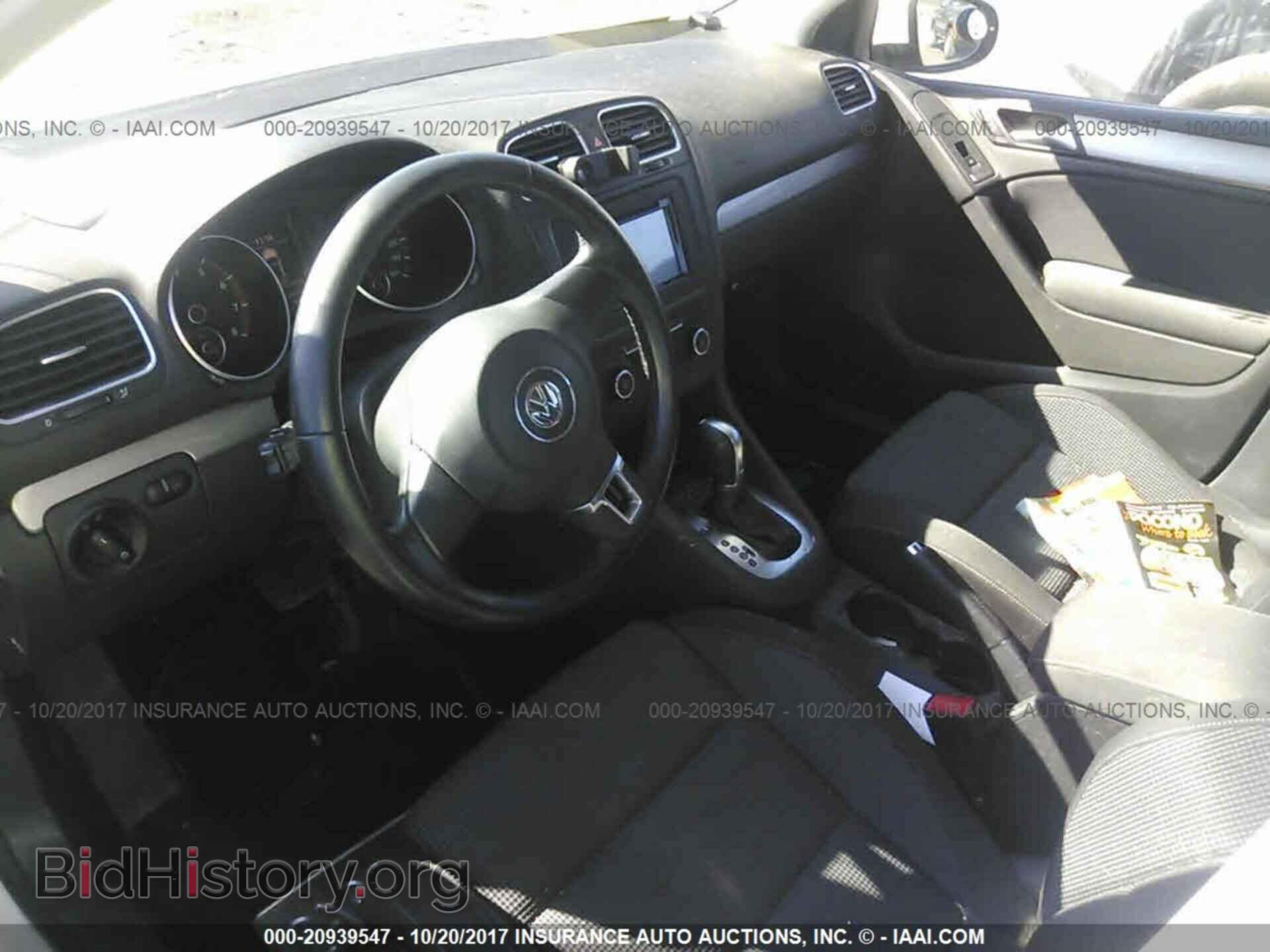 2013 Volkswagen Golf - VIN: WVWDB7AJXDW001042 - Фото 5