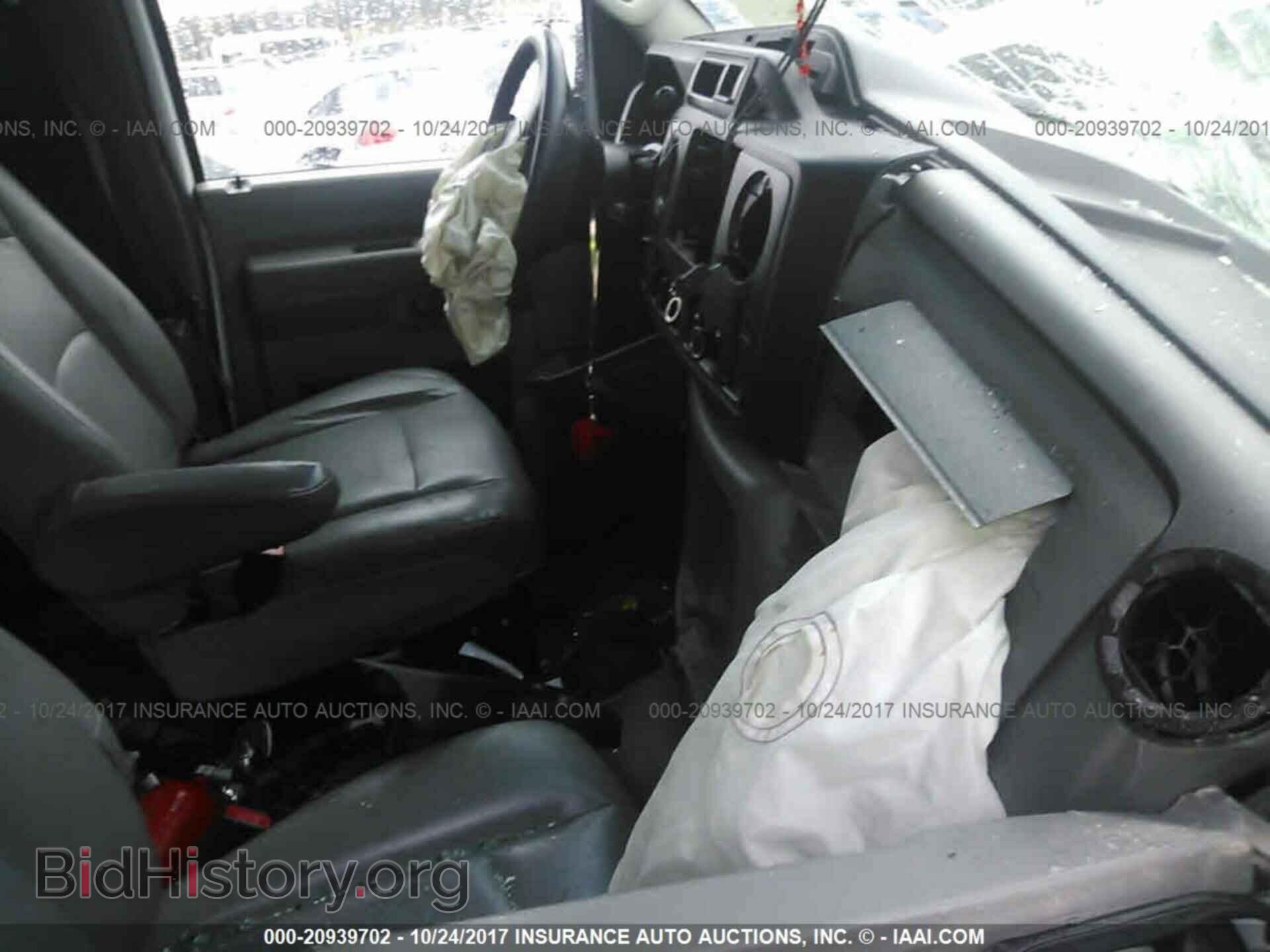 2012 Ford Econoline - VIN: 1FTNE1EW4CDA18640 - Фото 5