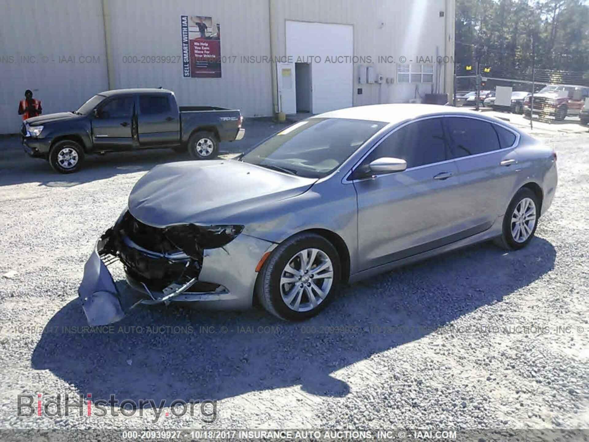 2017 Chrysler 200 - VIN: 1C3CCCAB3HN504471 - Фото 2