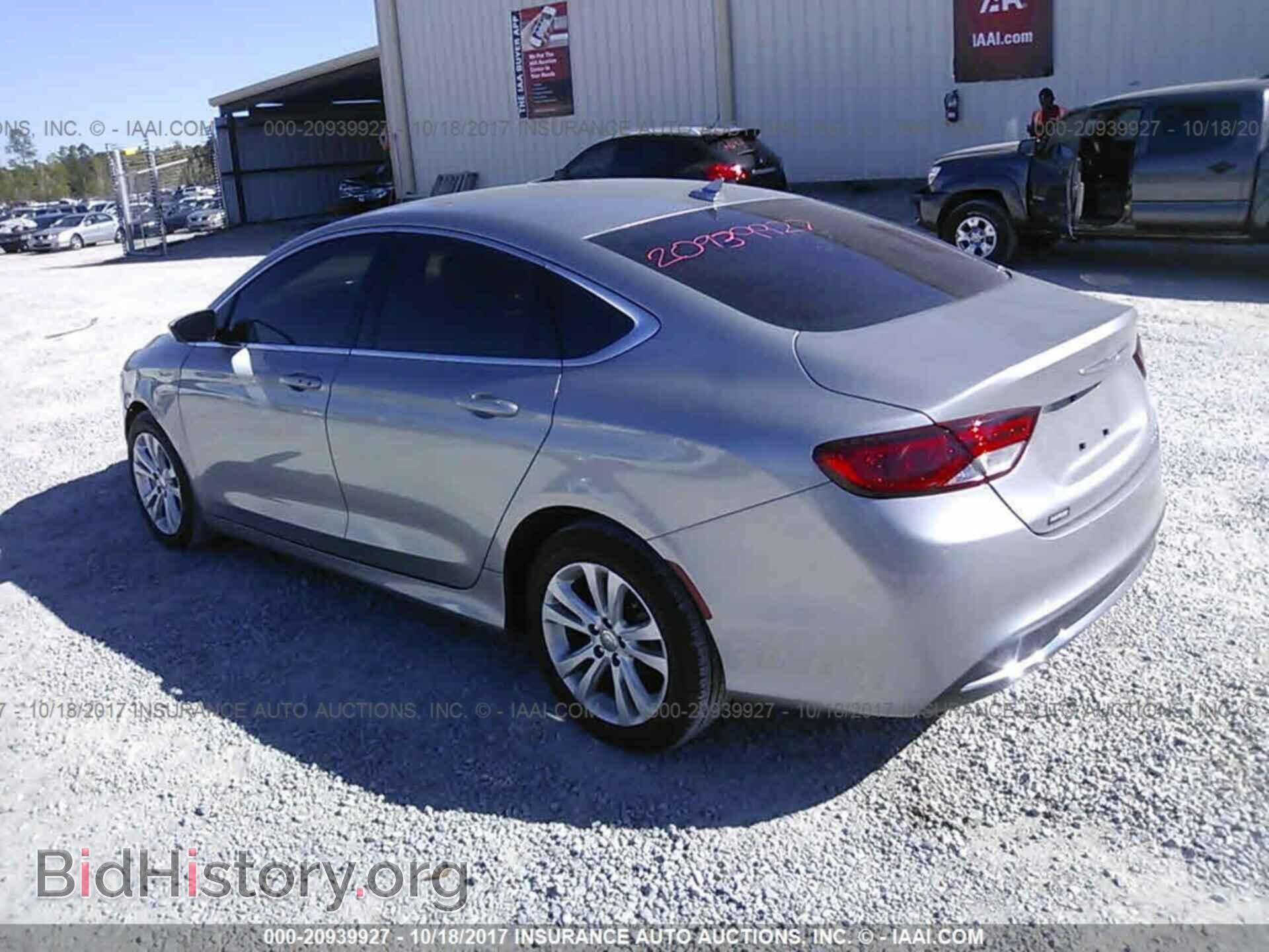2017 Chrysler 200 - VIN: 1C3CCCAB3HN504471 - Фото 3