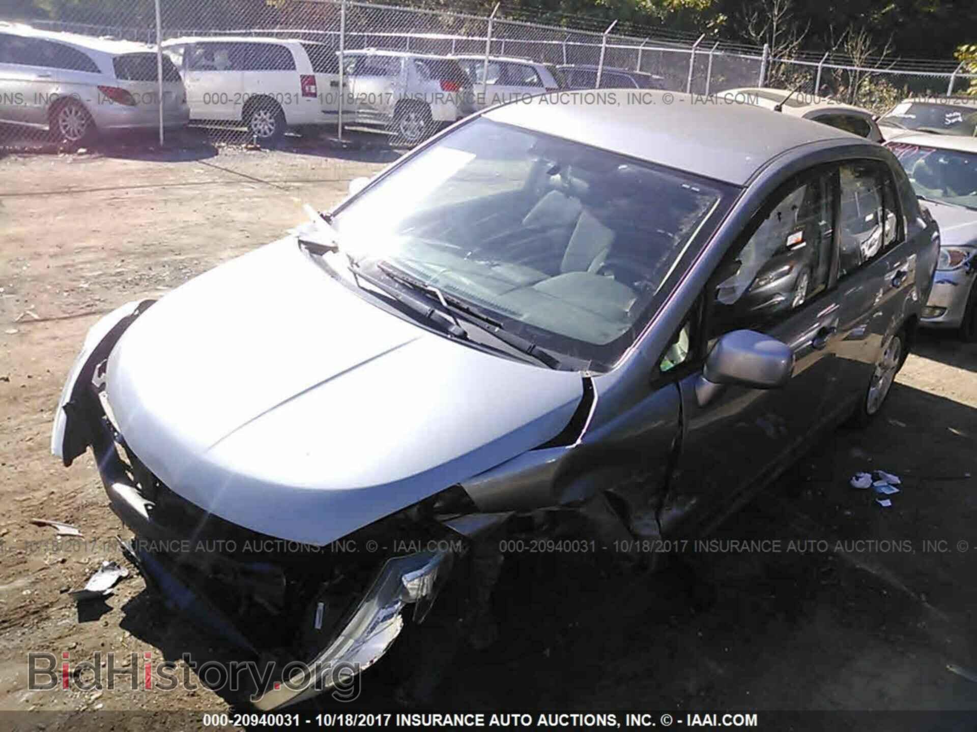 2011 Nissan Versa - VIN: 3N1BC1AP2BL416996 - Photo 2
