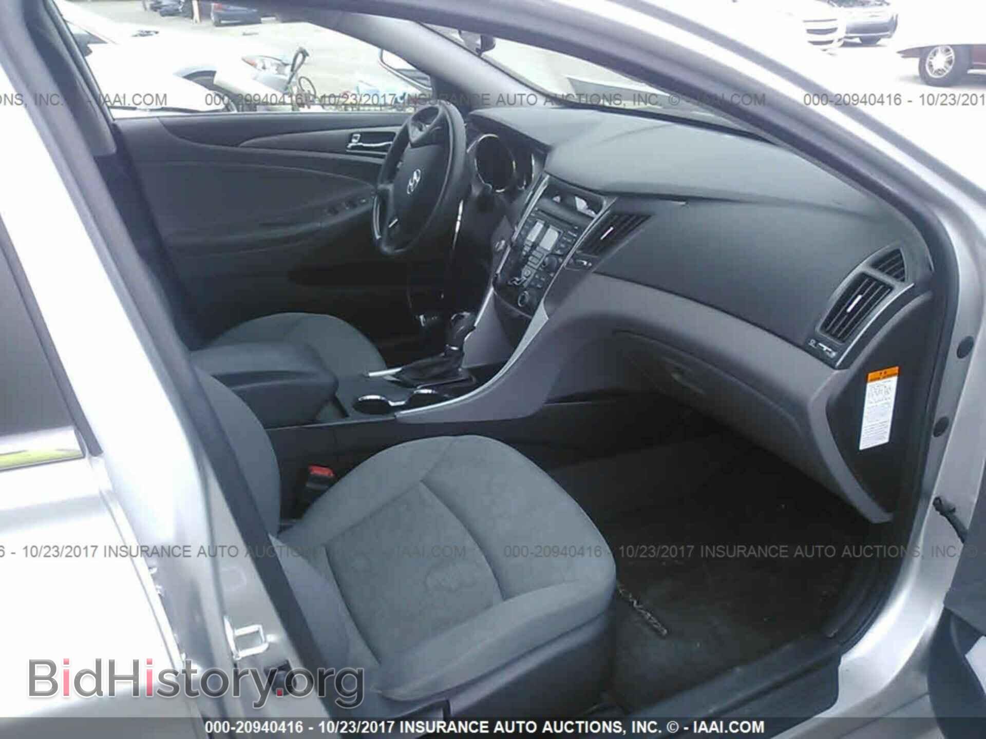 2012 Hyundai Sonata - VIN: KMHEC4A47CA027180 - Фото 5